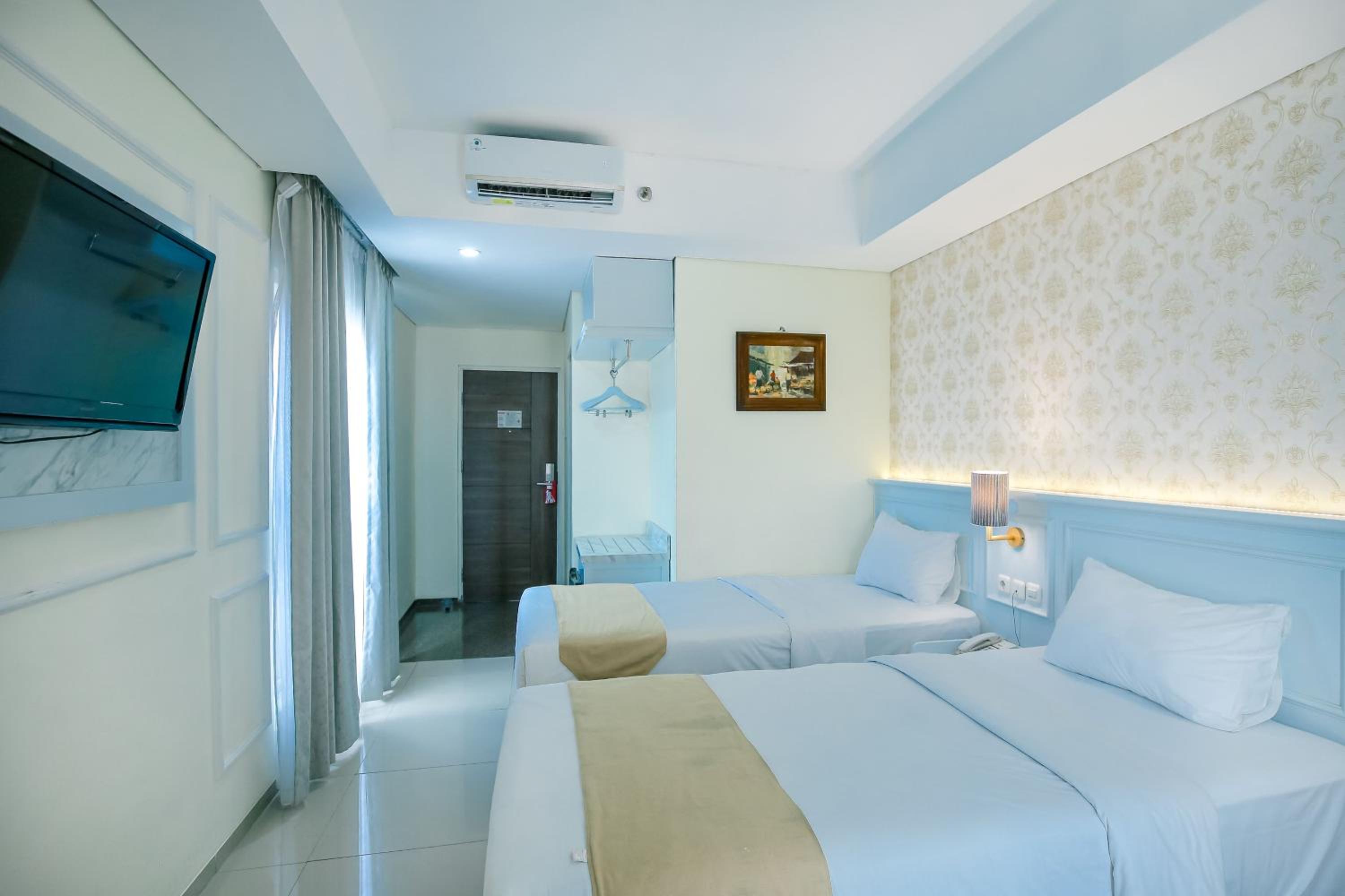 Superior Twin Room - Photo 3