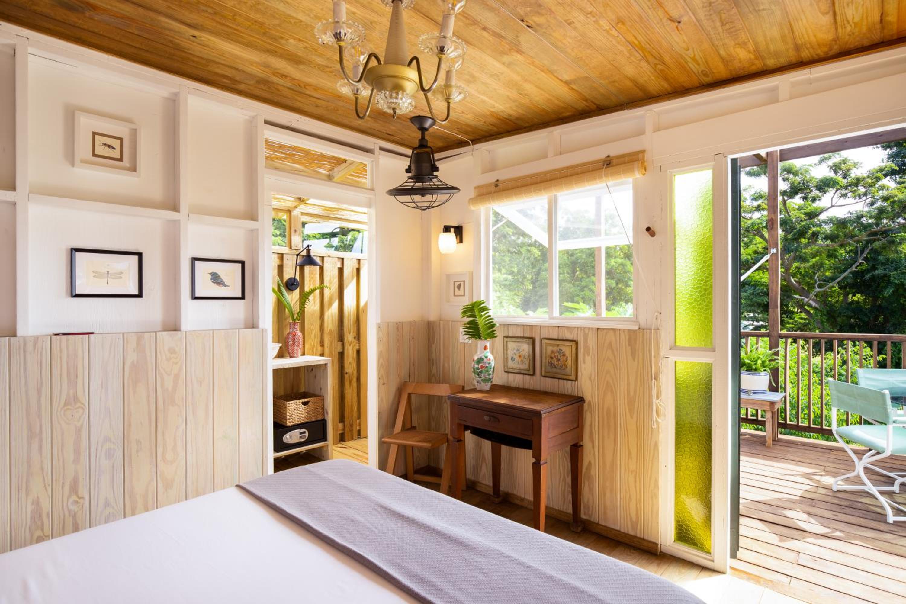 Double Room With Private Bathroom