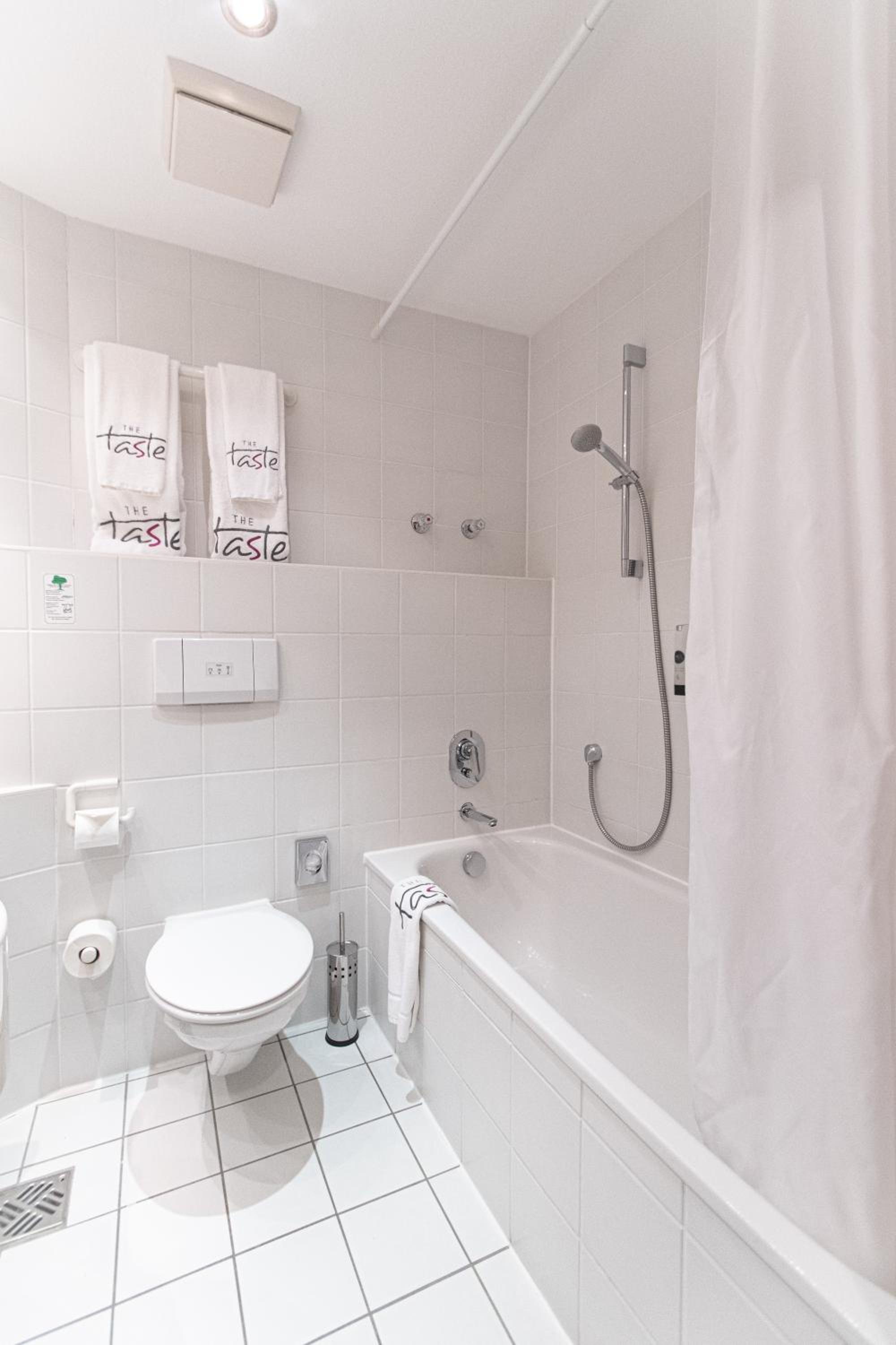 Superior Double Room - Photo 4