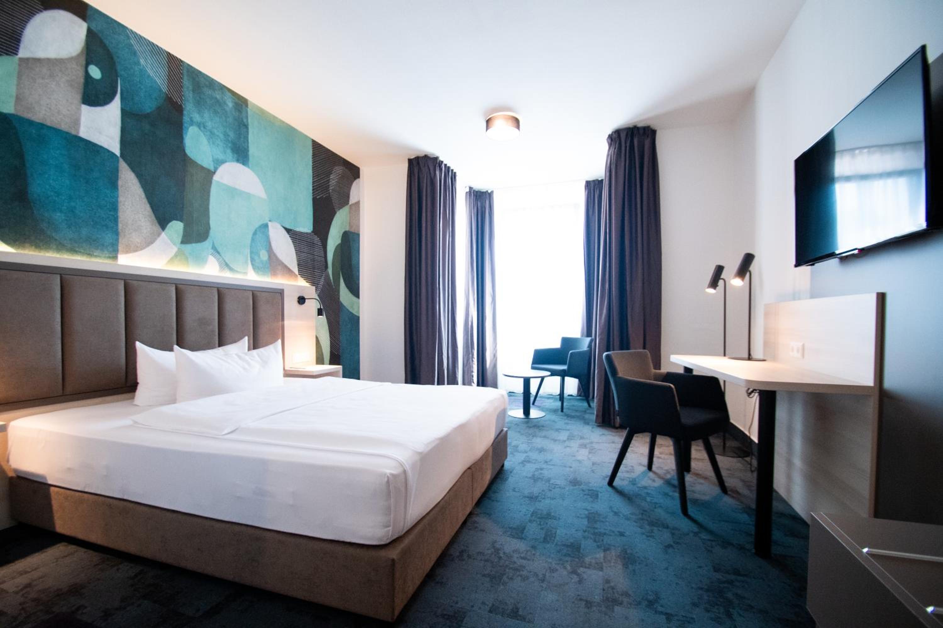 Standard Double or Twin Room - Photo 3