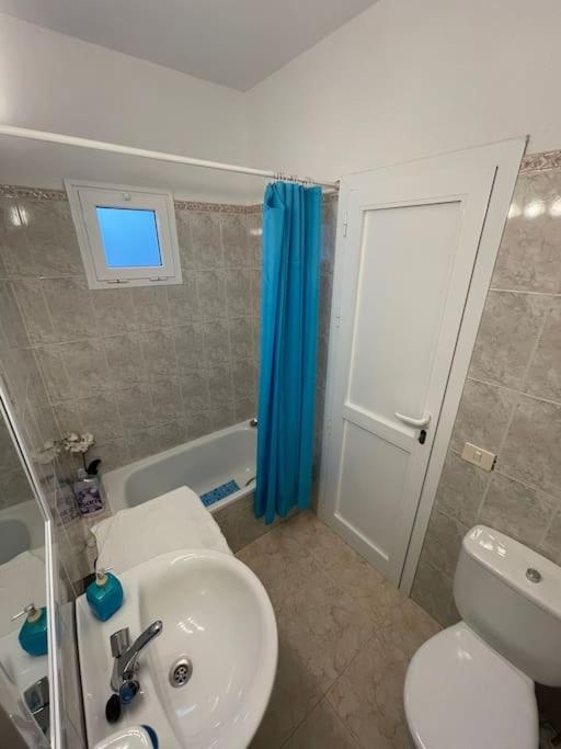 Three-Bedroom House photo 2