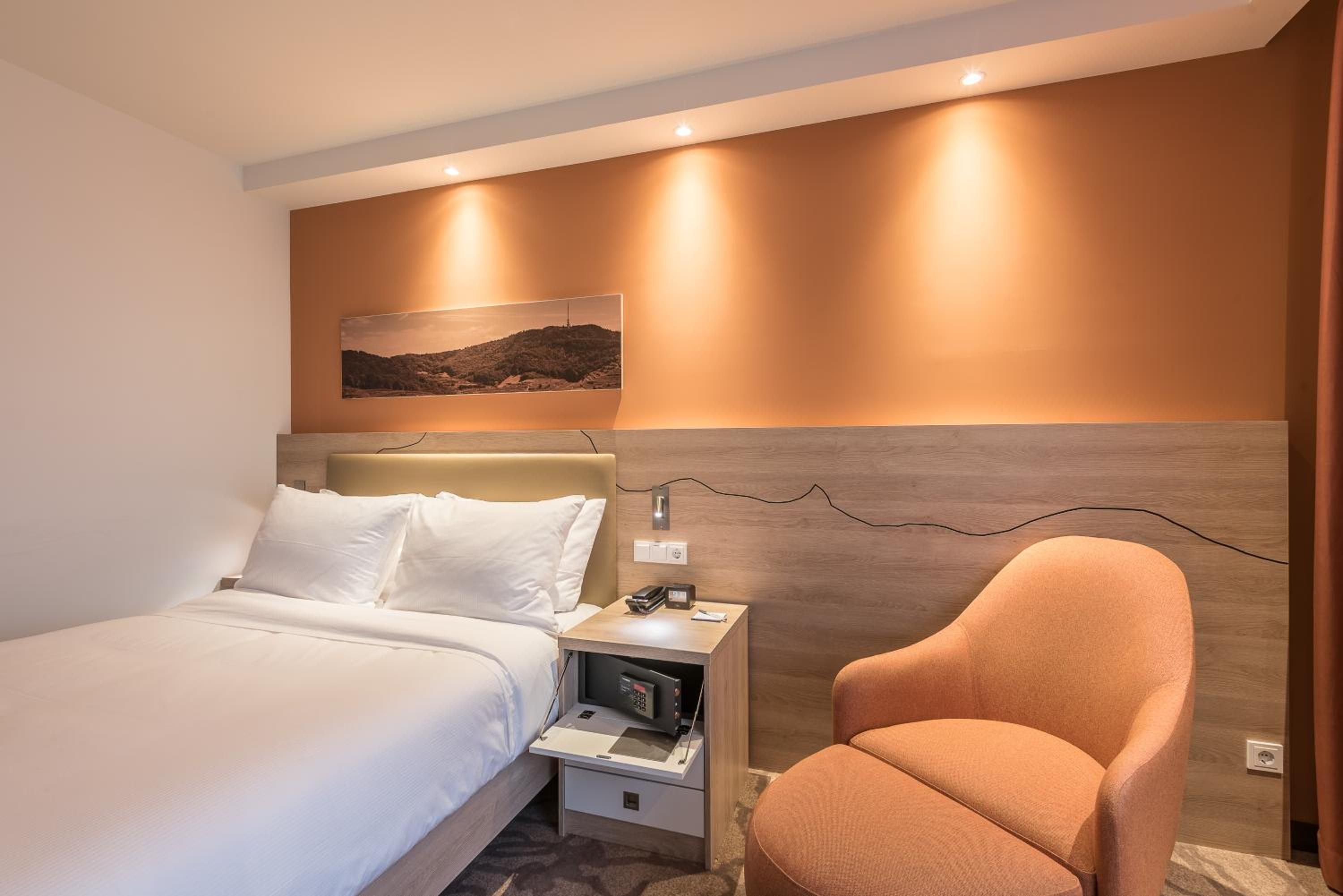 Family Connecting Rooms