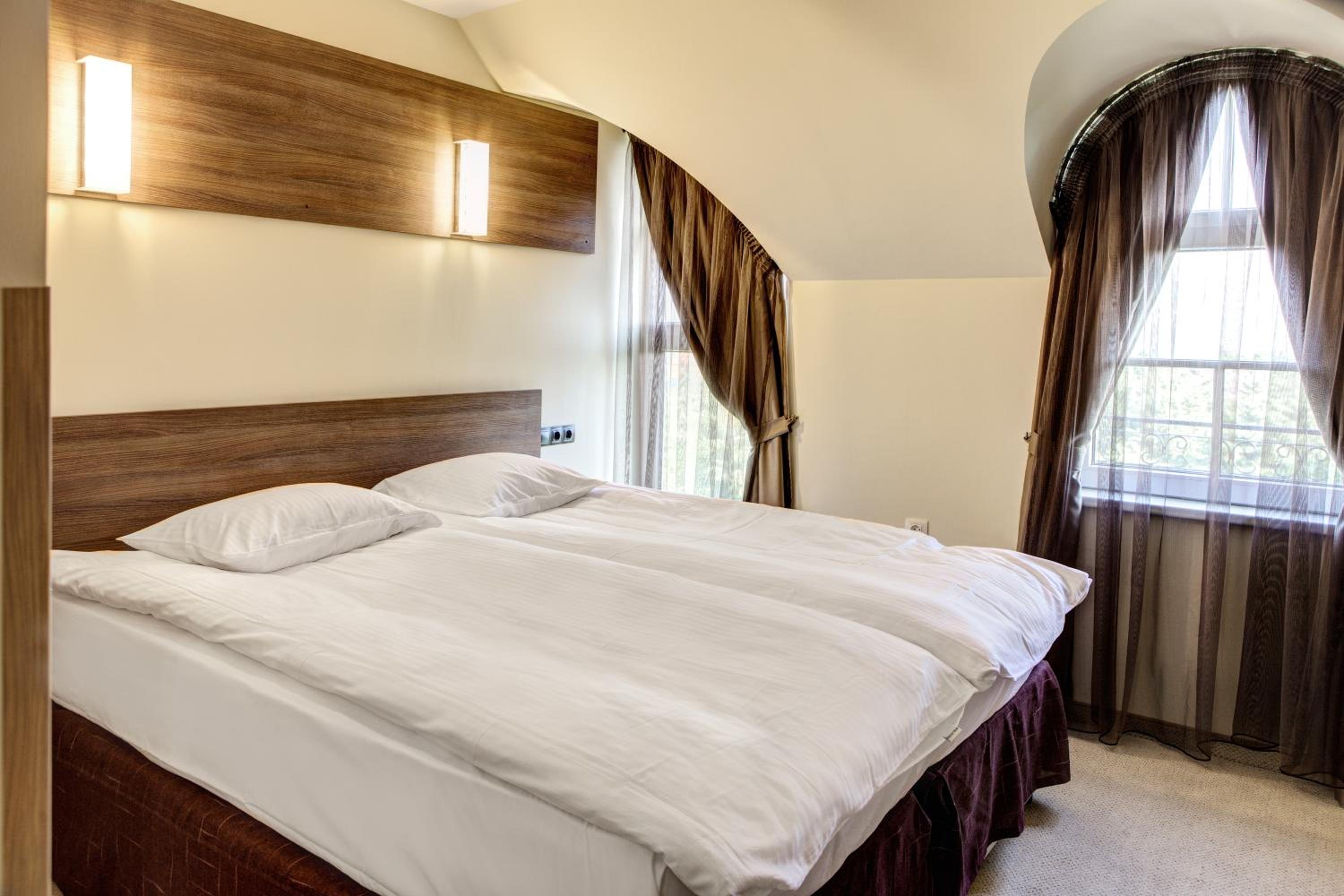 Standard Double or Twin Room with Sea View photo 3