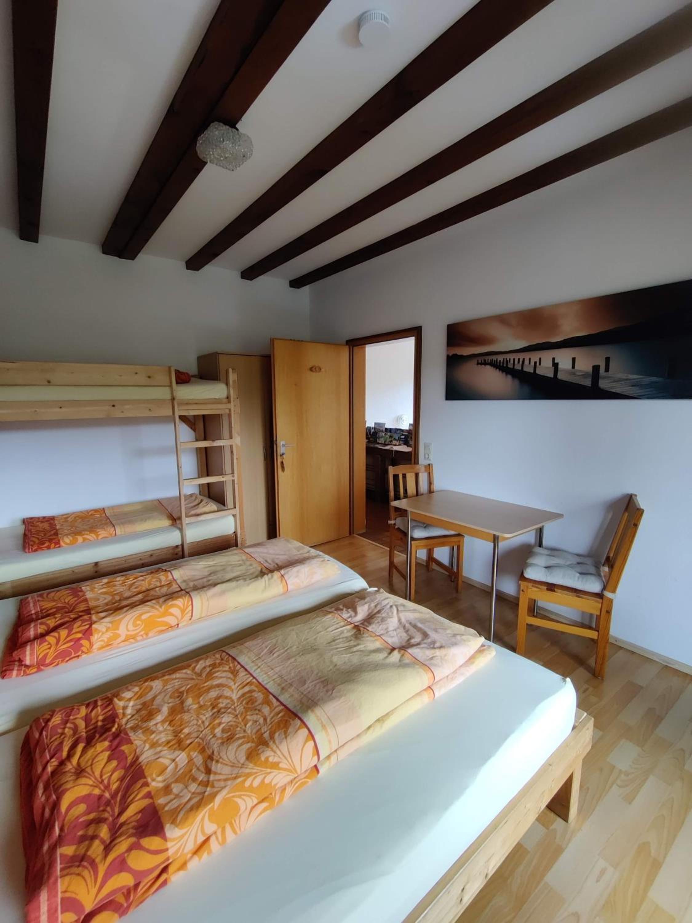 Quadruple Room - Photo 9