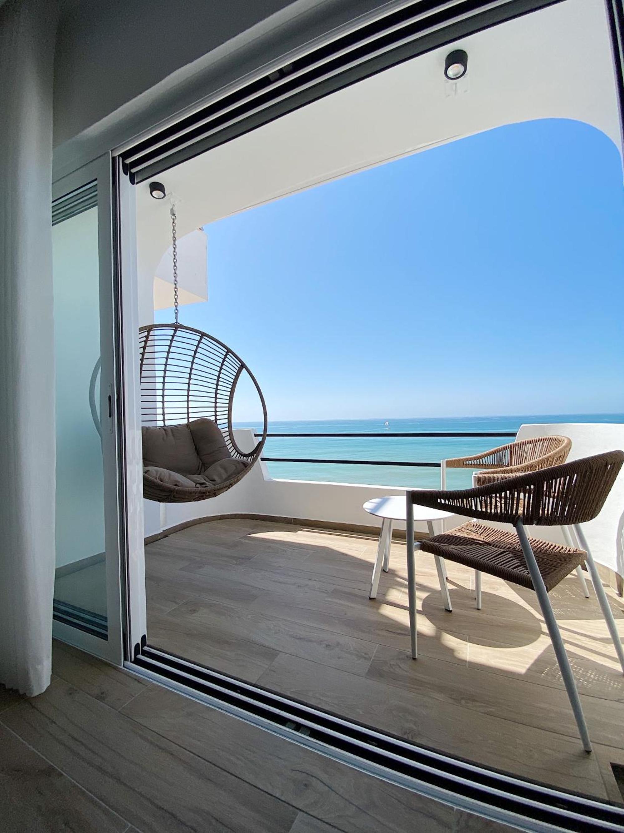 Apartment with Sea View photo 2