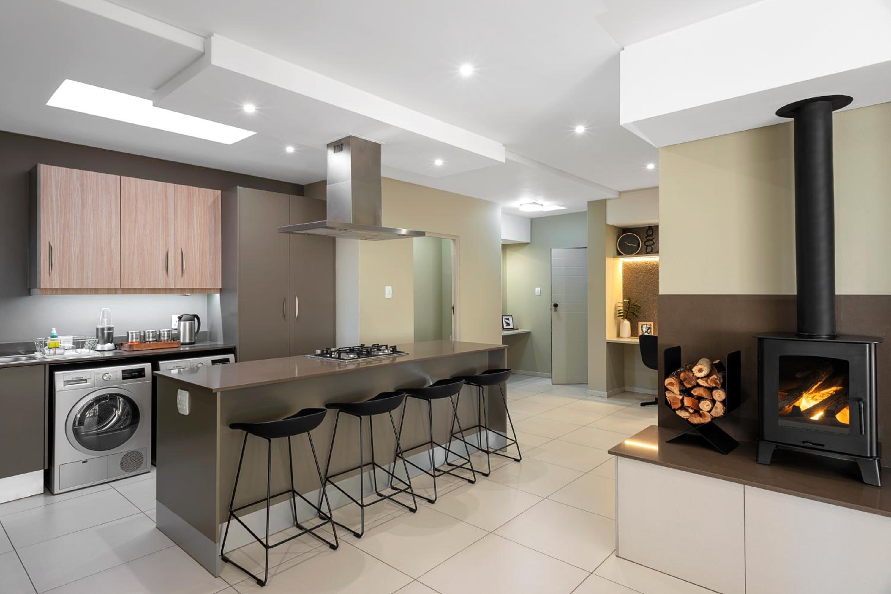 Two Bedroom Penthouse photo 3