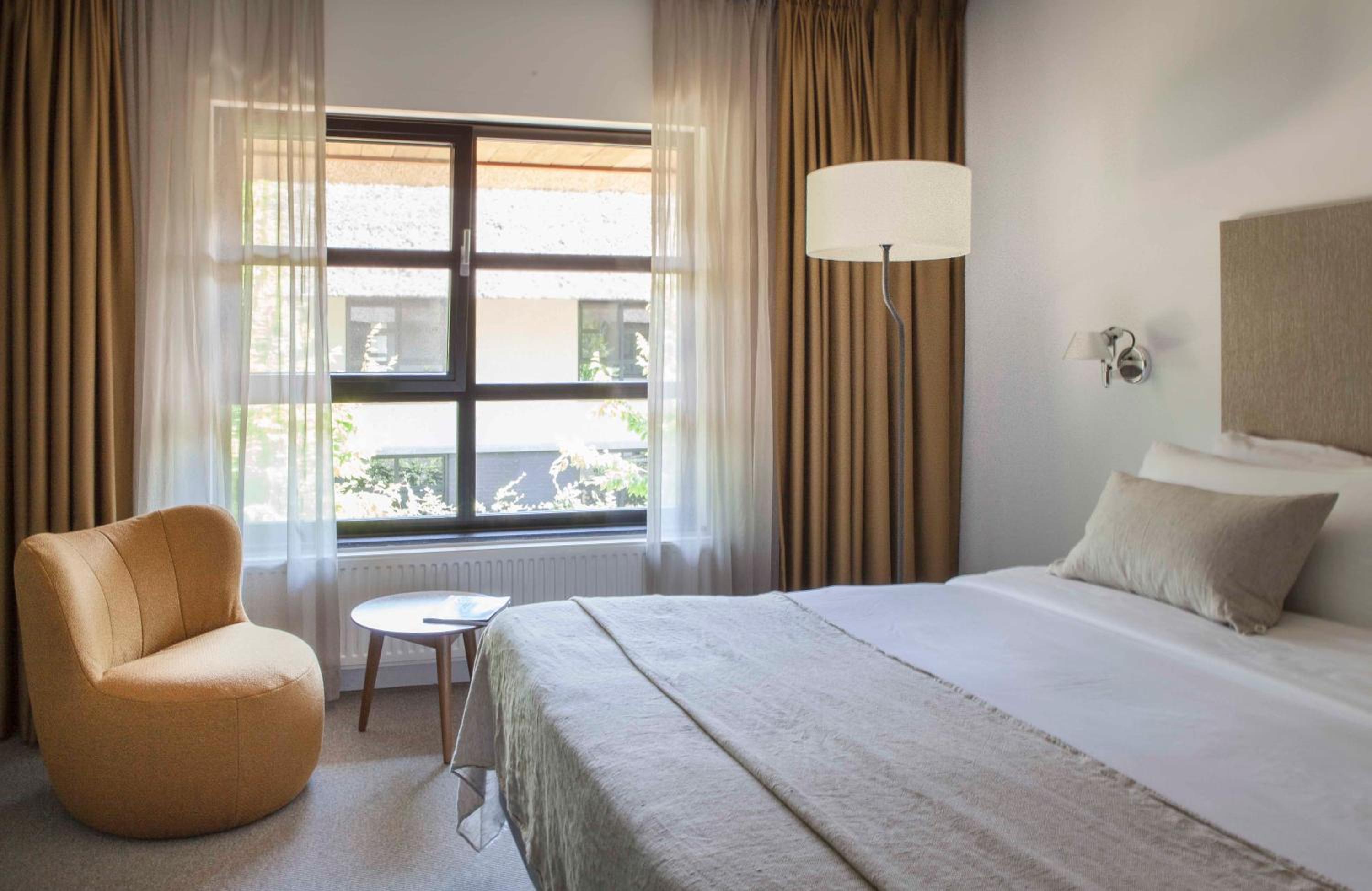 Comfort Room - Photo 2