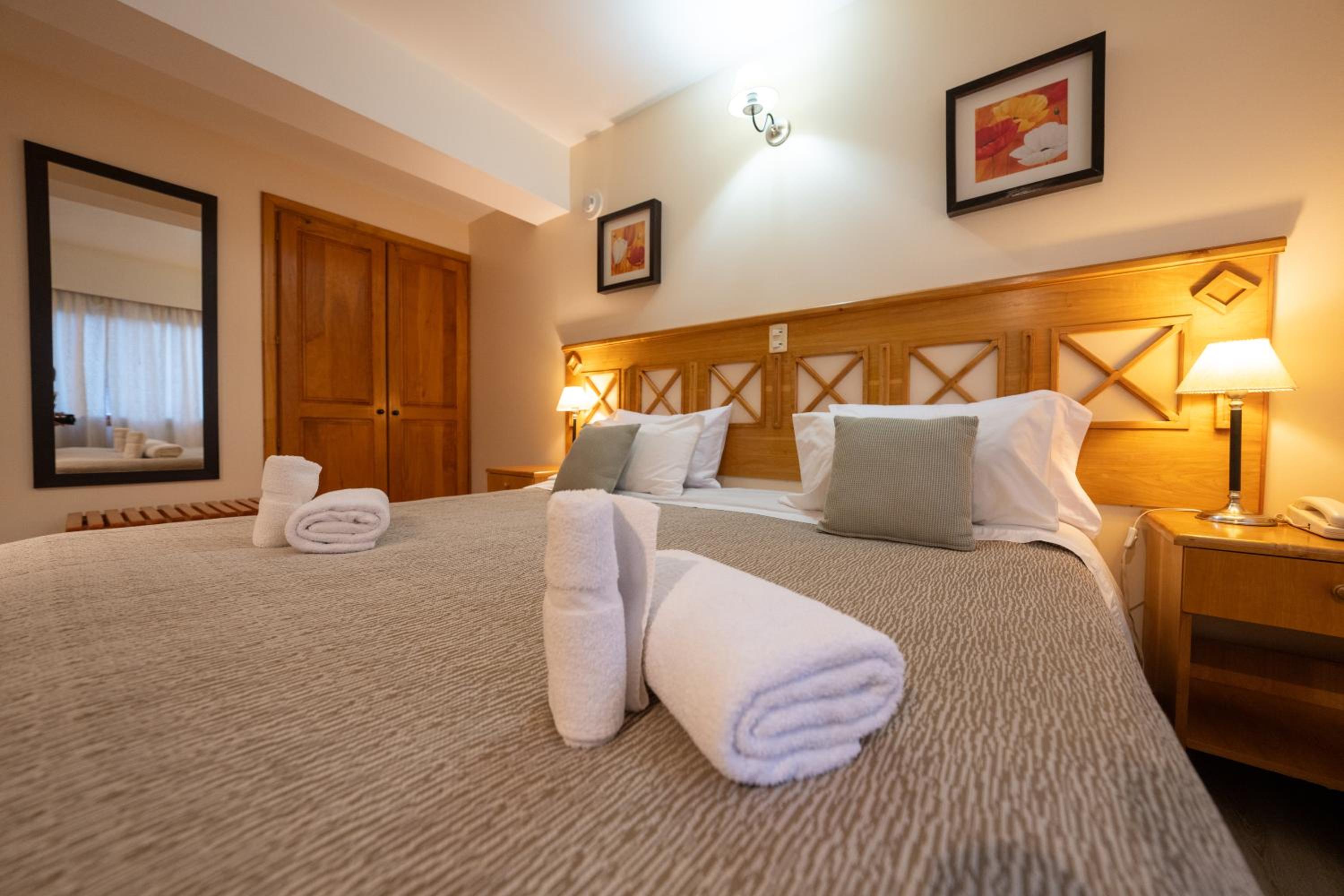 Standard Double or Twin Room photo 3