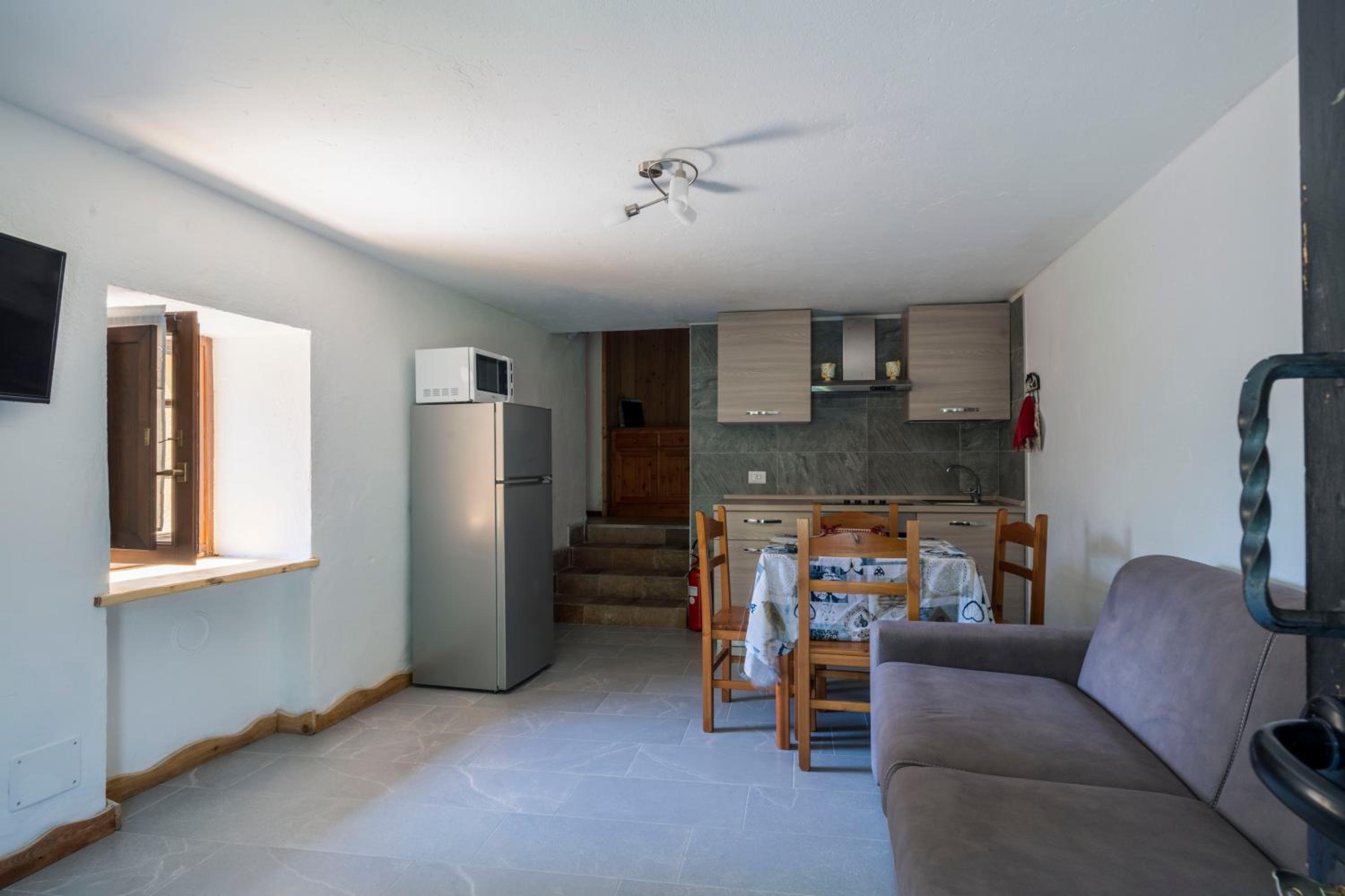 One-Bedroom Apartment (2 Adults + 2 Children) - Photo 20