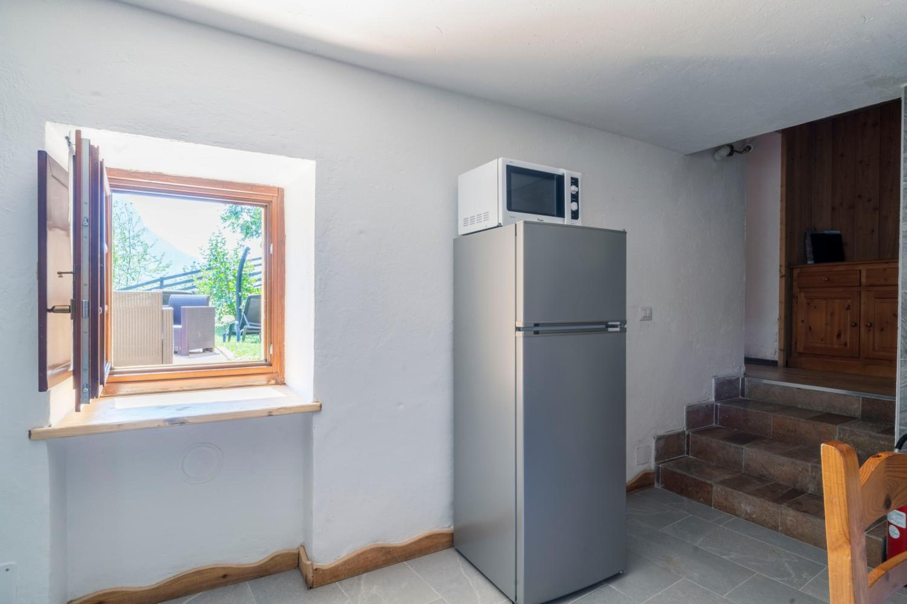 One-Bedroom Apartment (2 Adults + 2 Children) - Photo 22