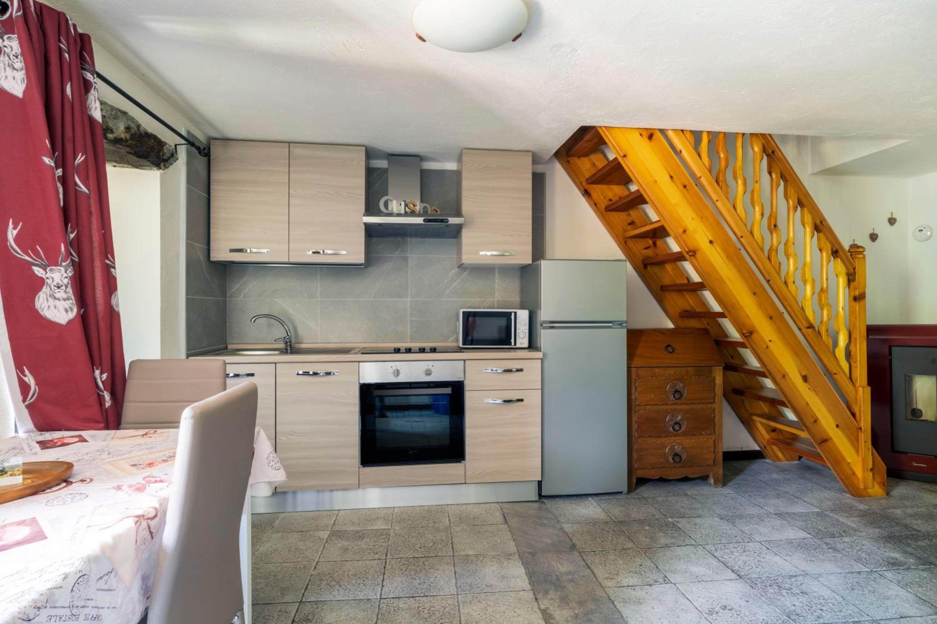 One-Bedroom Apartment (2 Adults + 2 Children) - Photo 49