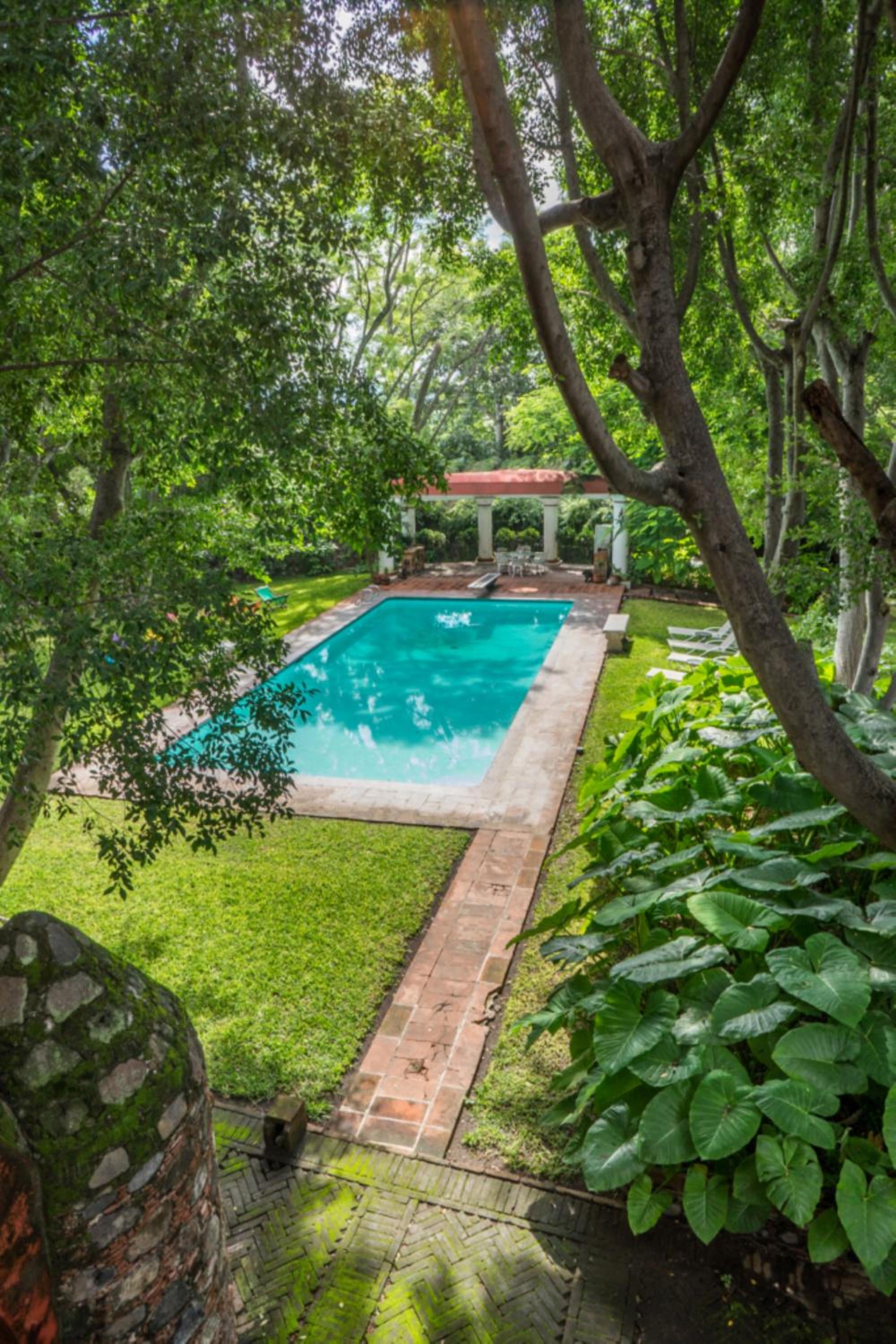 Villa photo 2