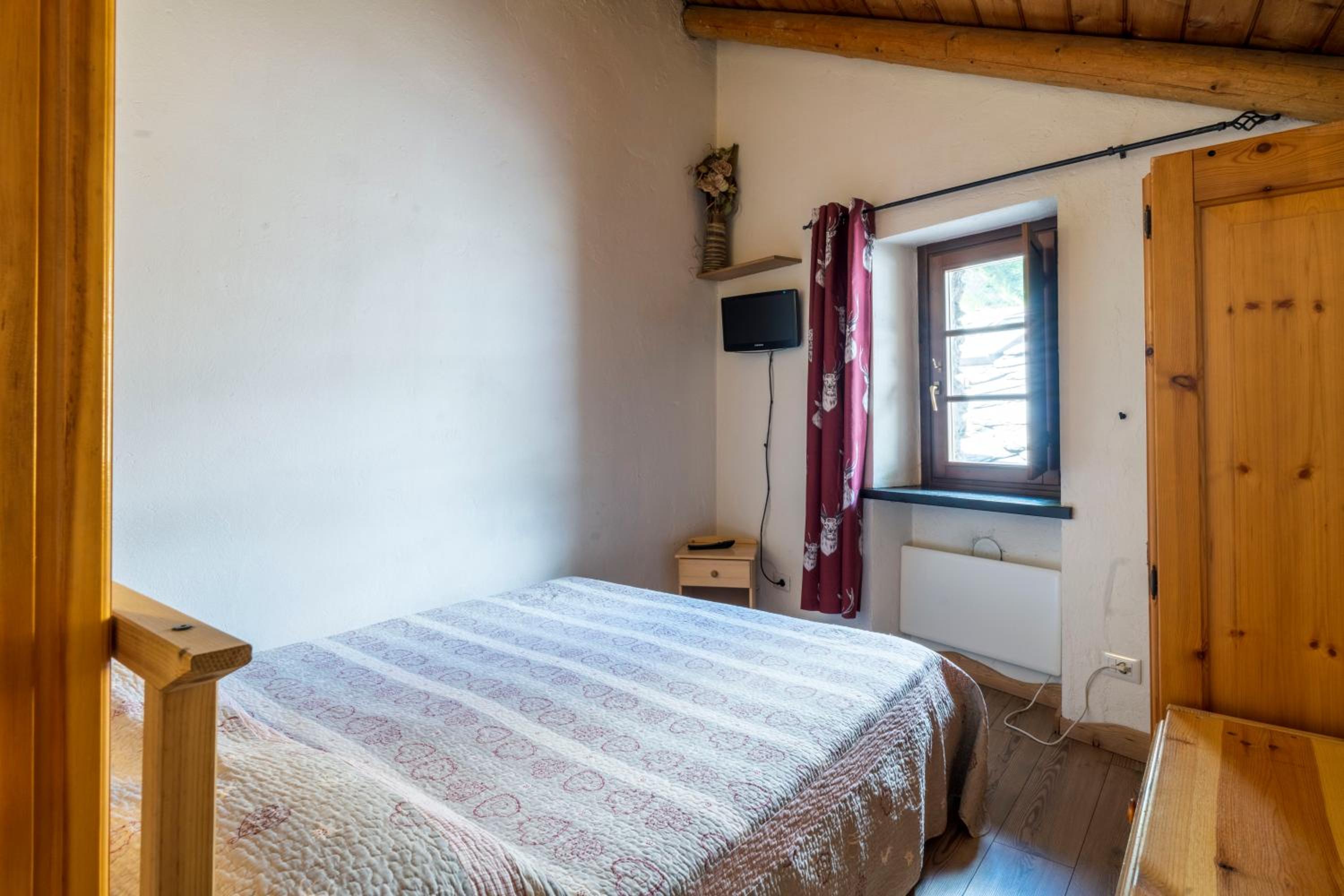 One-Bedroom Apartment (2 Adults + 2 Children) - Photo 28