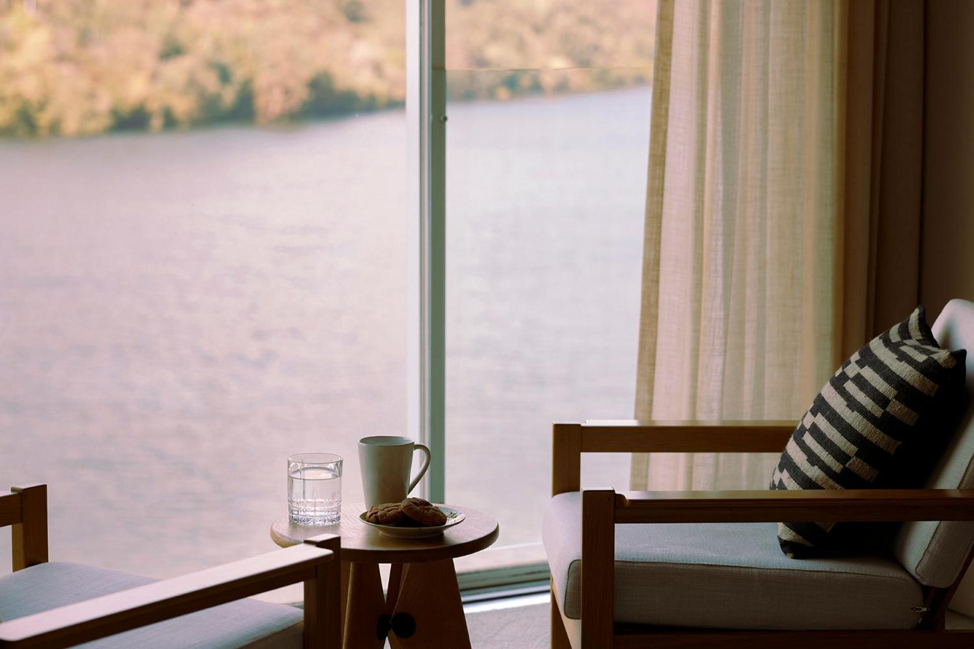 Double Room with River View - Photo 5