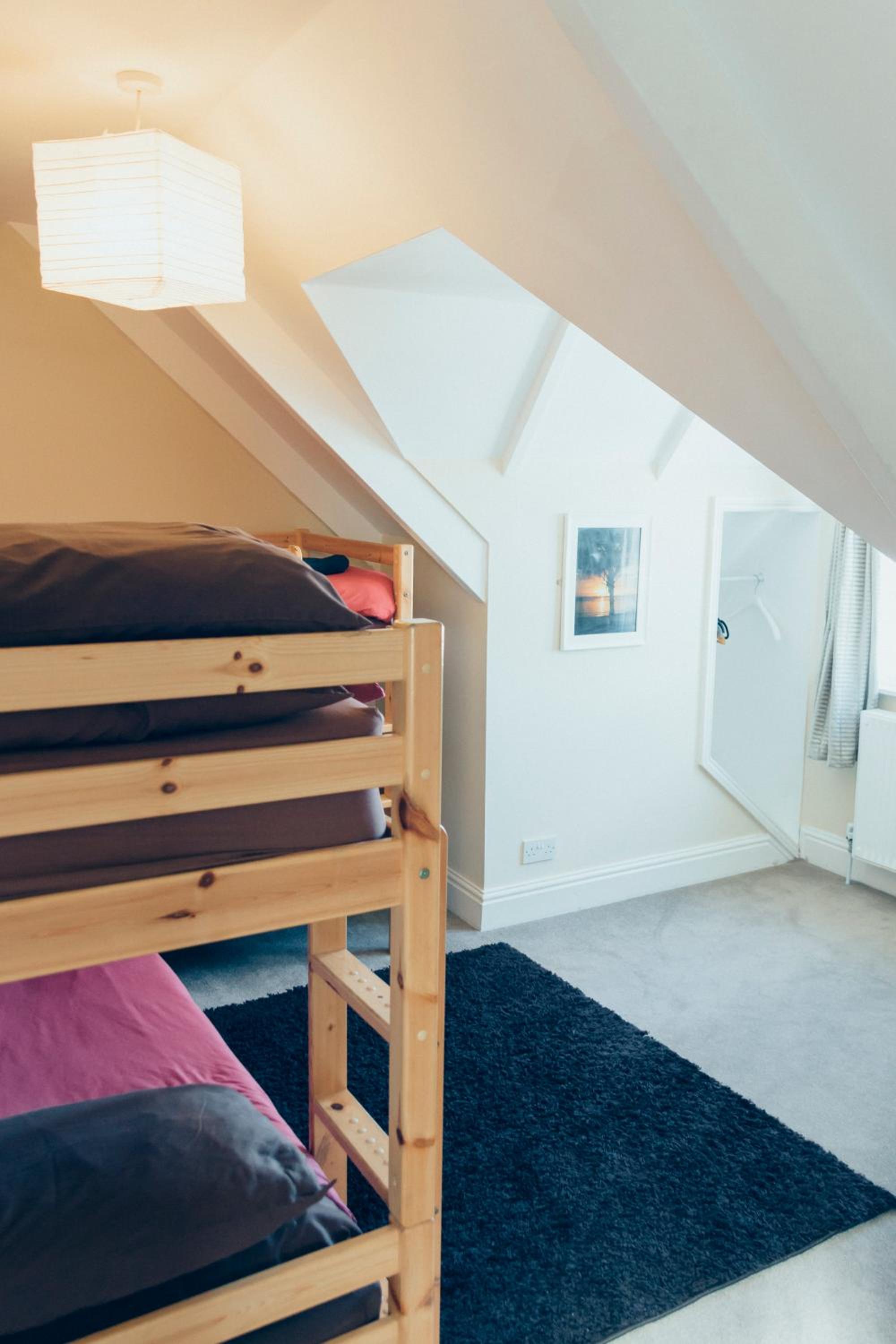 Quadruple Room with Private Bathroom photo 2