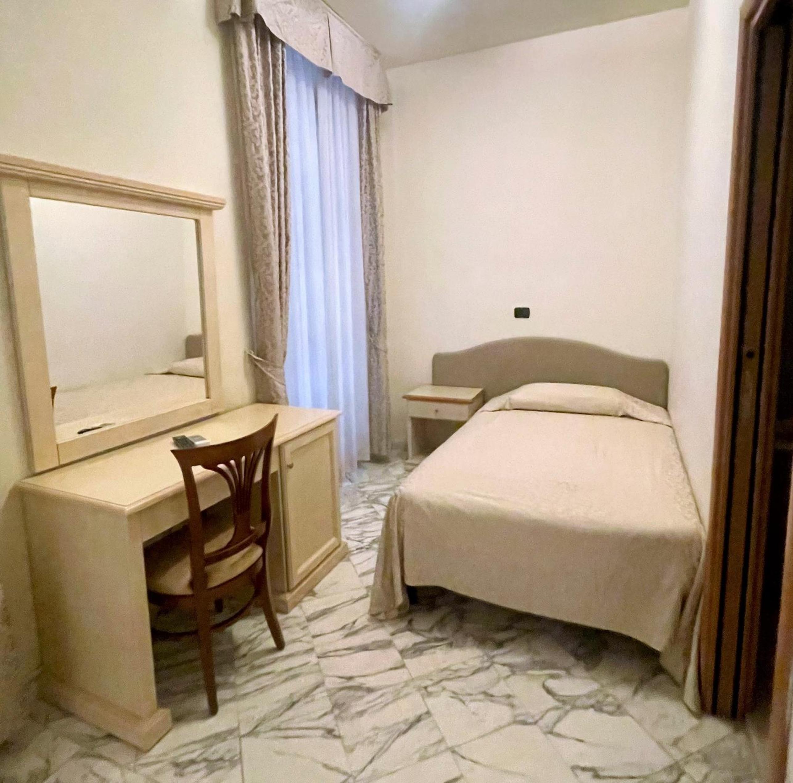 Quadruple Room photo 2