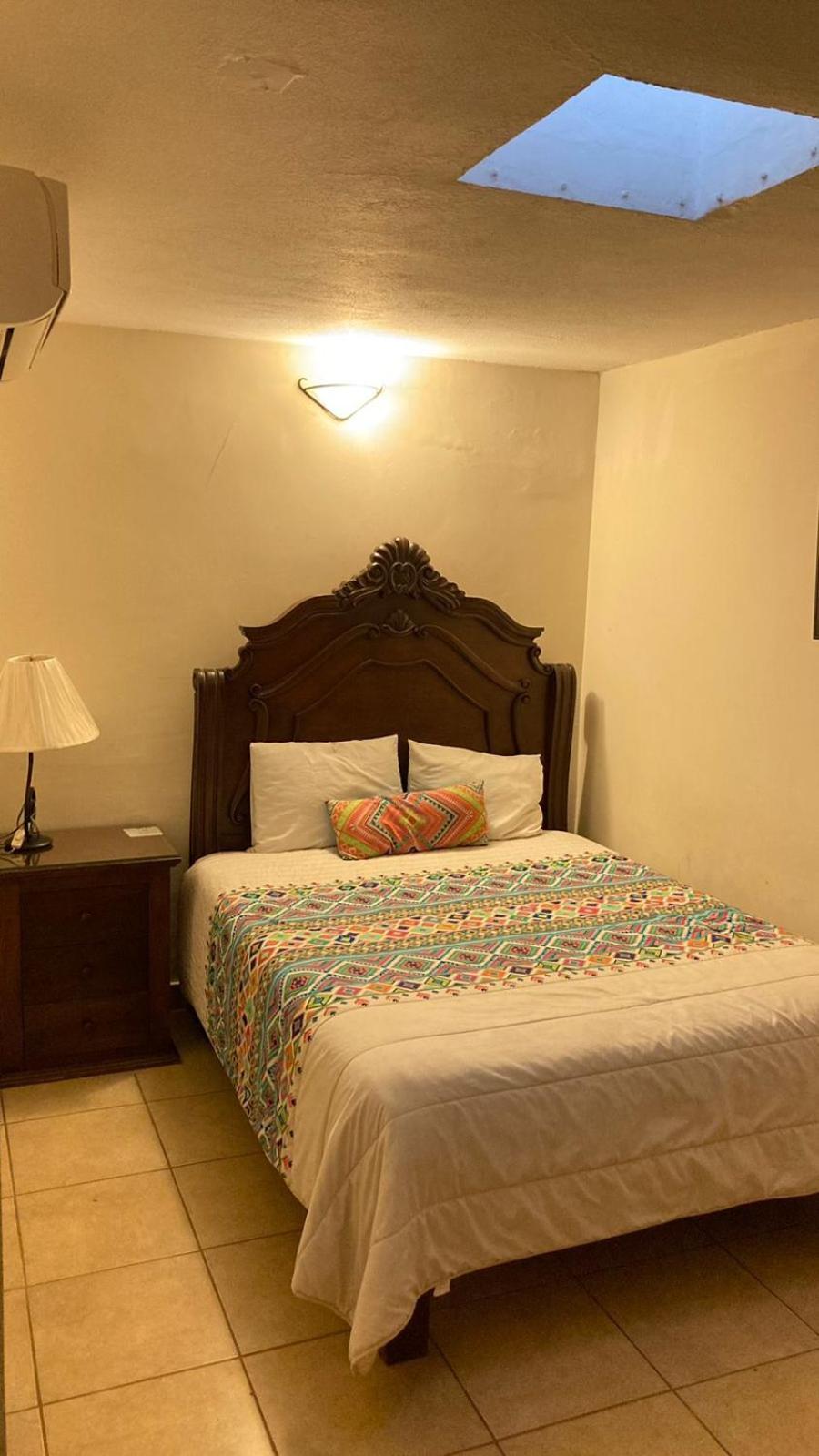 Standard Queen Room photo 3