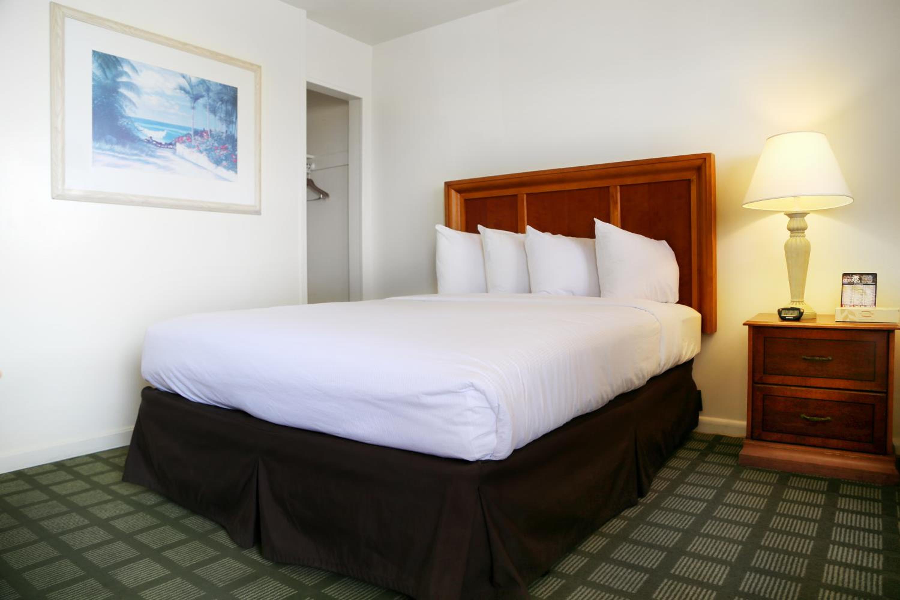Inlet View Room One Queen Bed photo 1