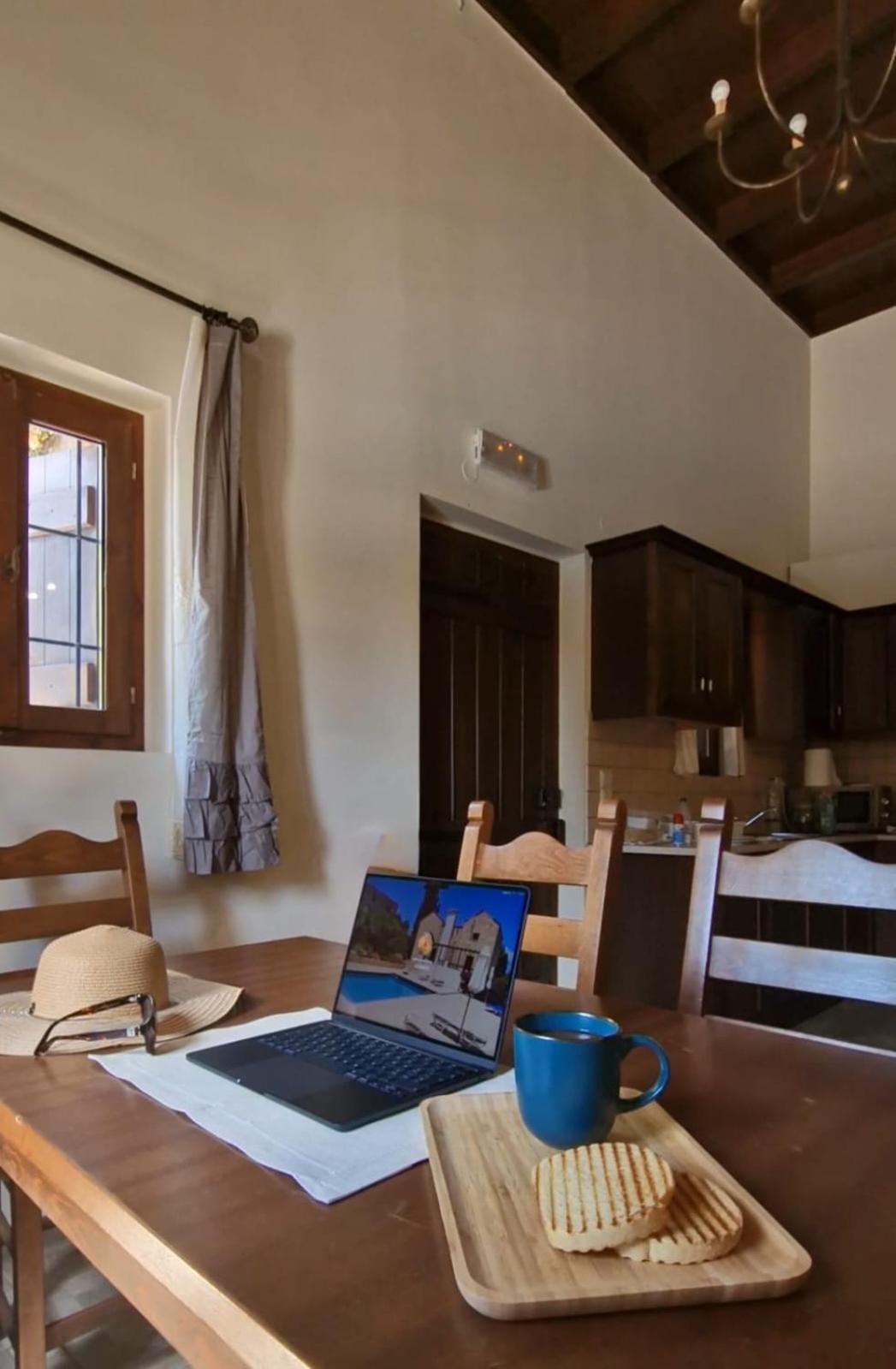 Three-Bedroom Villa photo 3