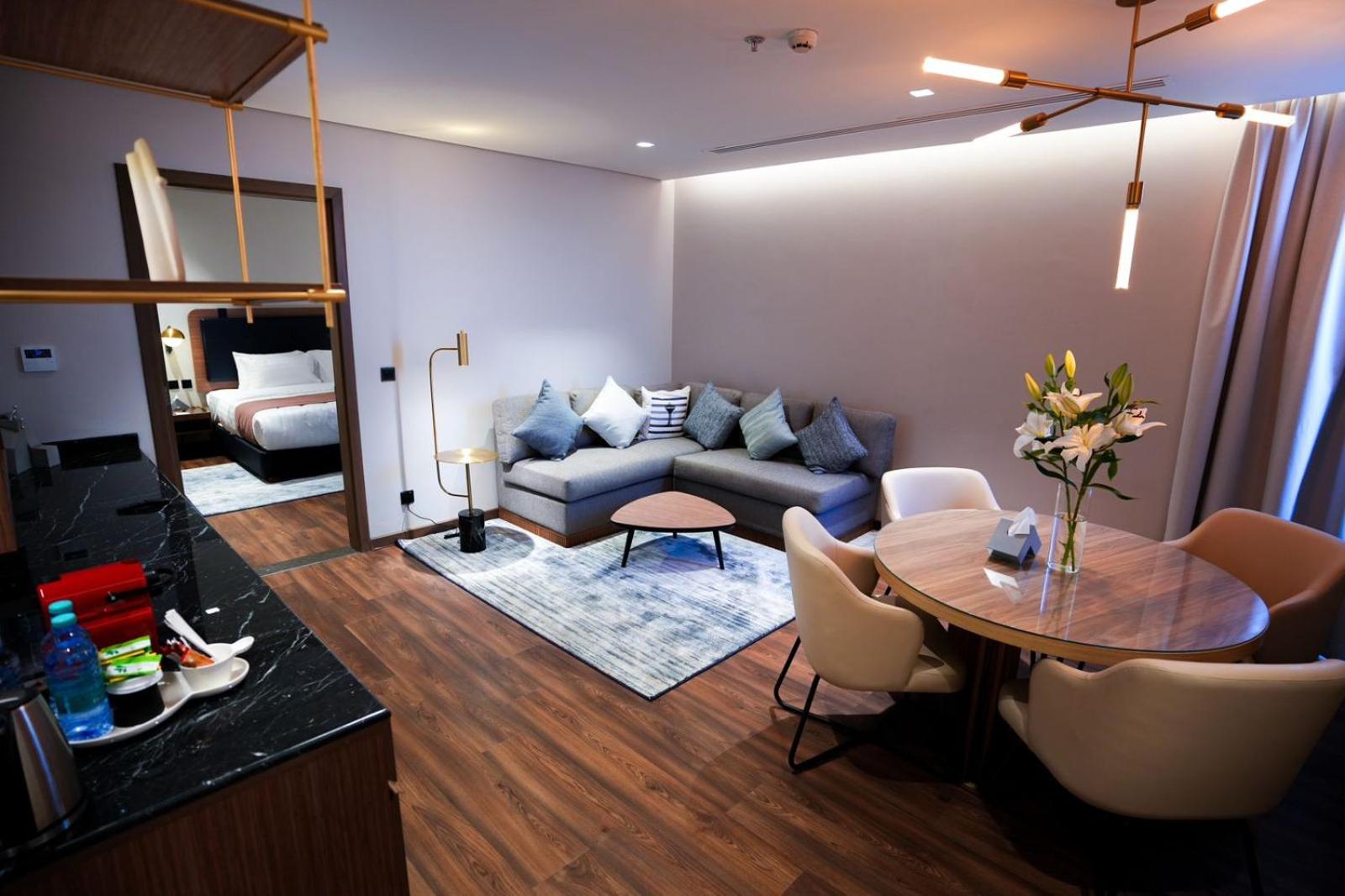 One-Bedroom Suite photo 3