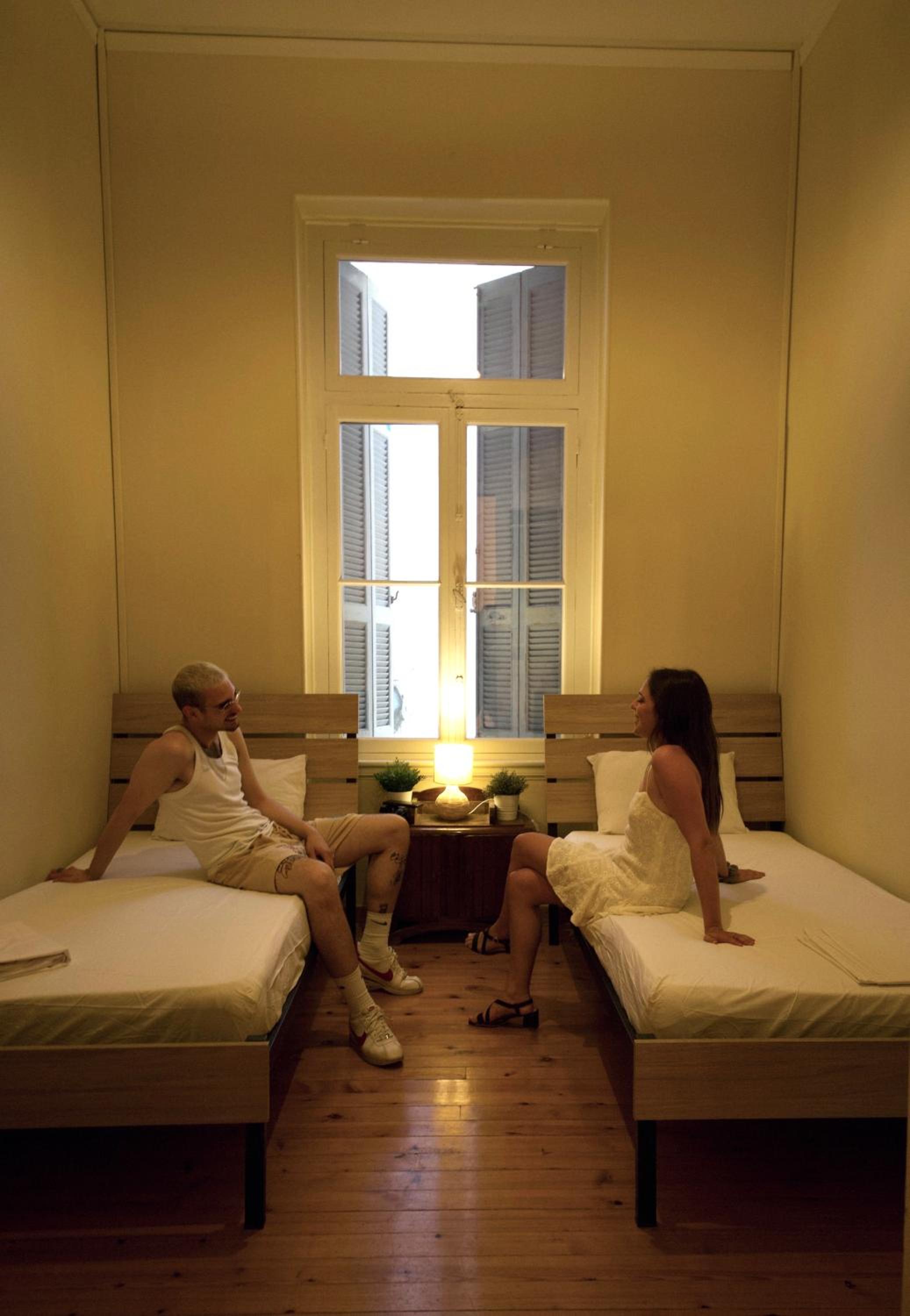 Economy Twin Room photo 2