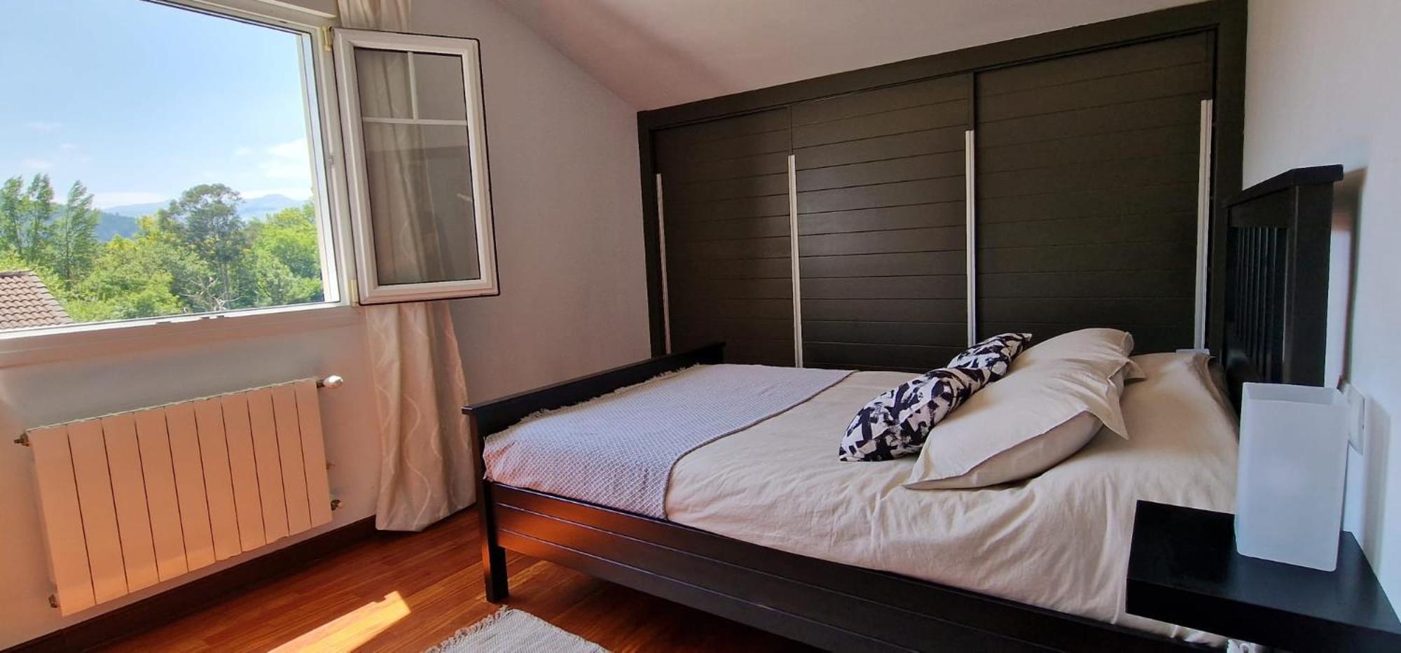 Casa de cuatro habitaciones