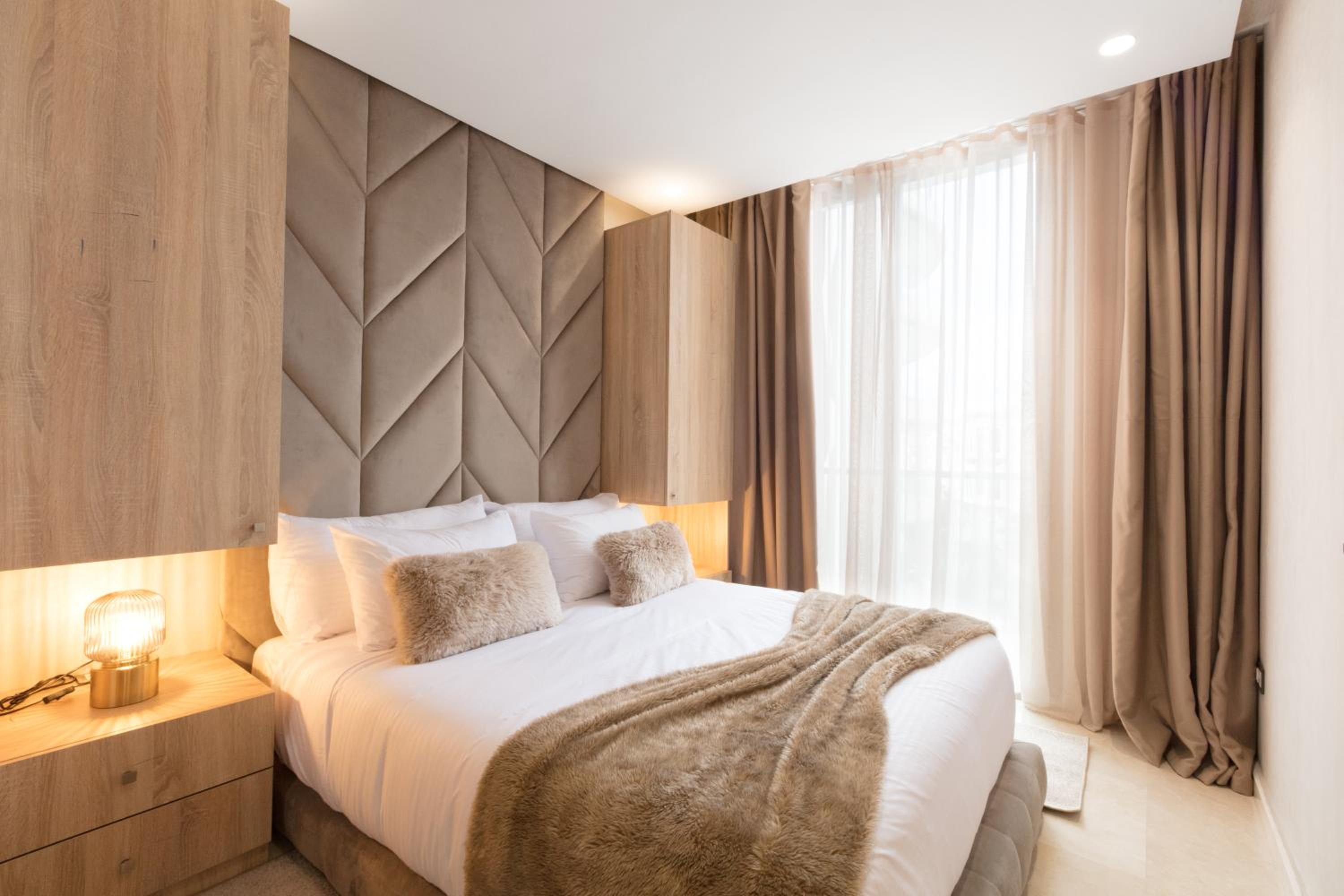 Standard Suite - Photo 5