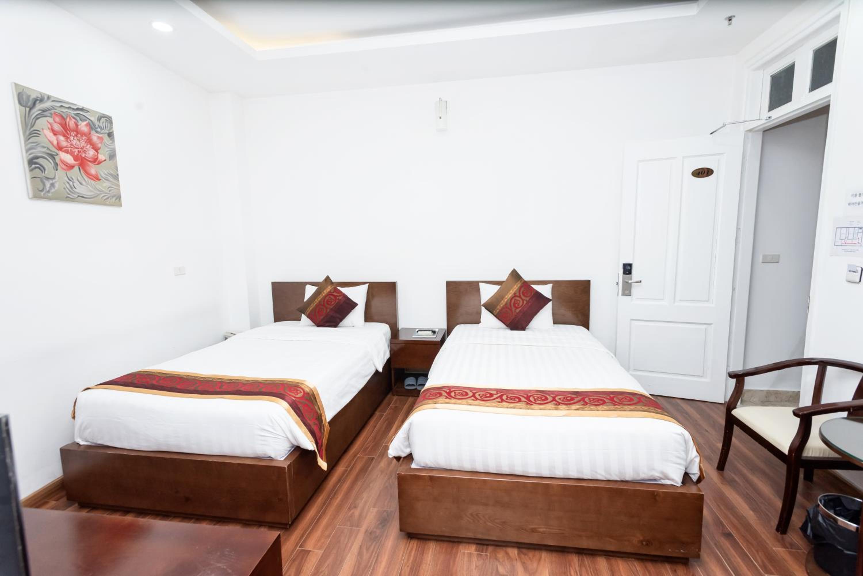 Deluxe Double or Twin Room