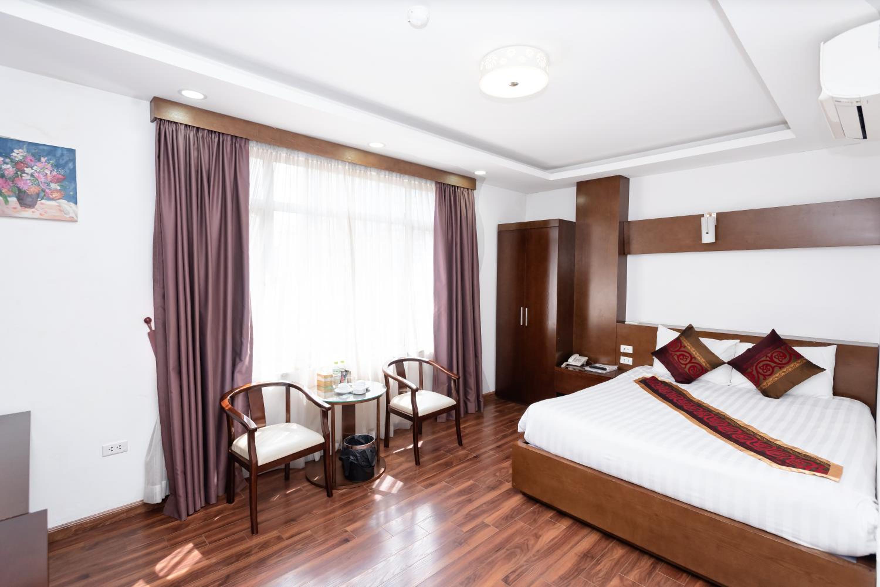 King Room with Balcony