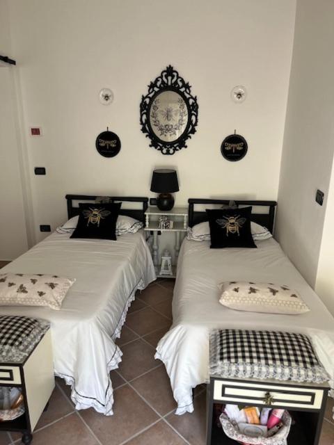 Twin Room with Private Bathroom photo 1