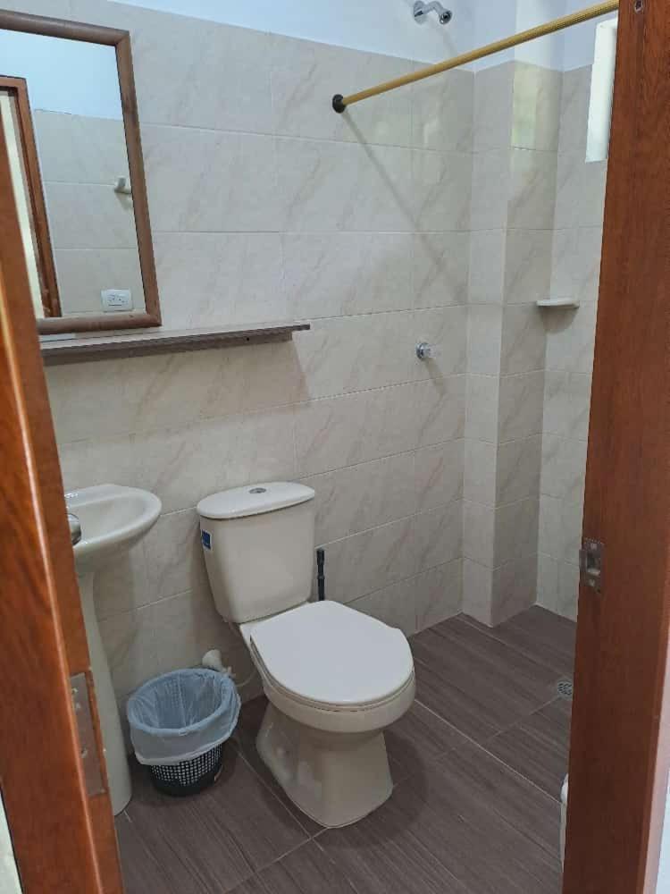 Family Room with Private Bathroom photo 2