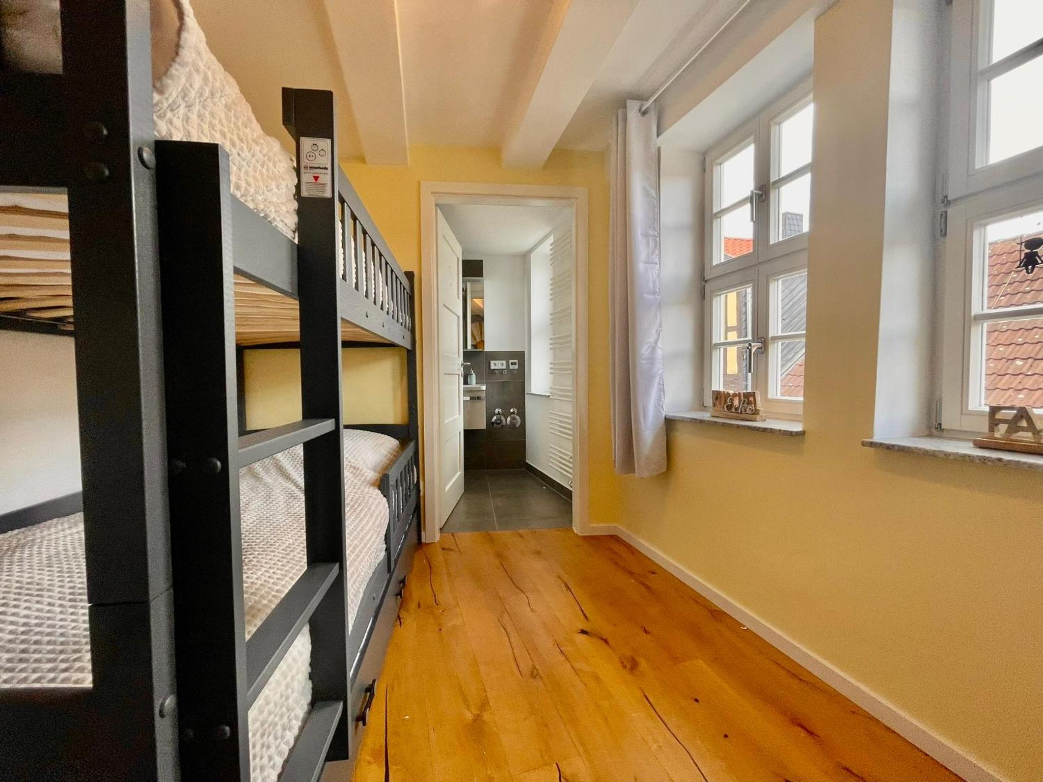 Deluxe Apartment photo 2