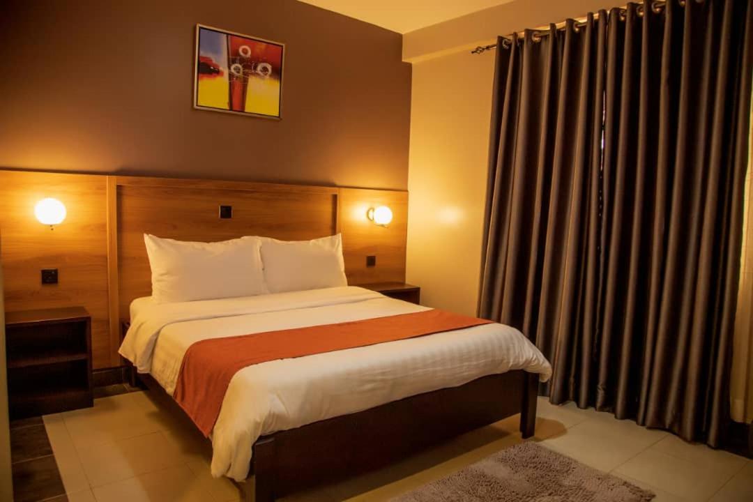 Executive Suite photo 2