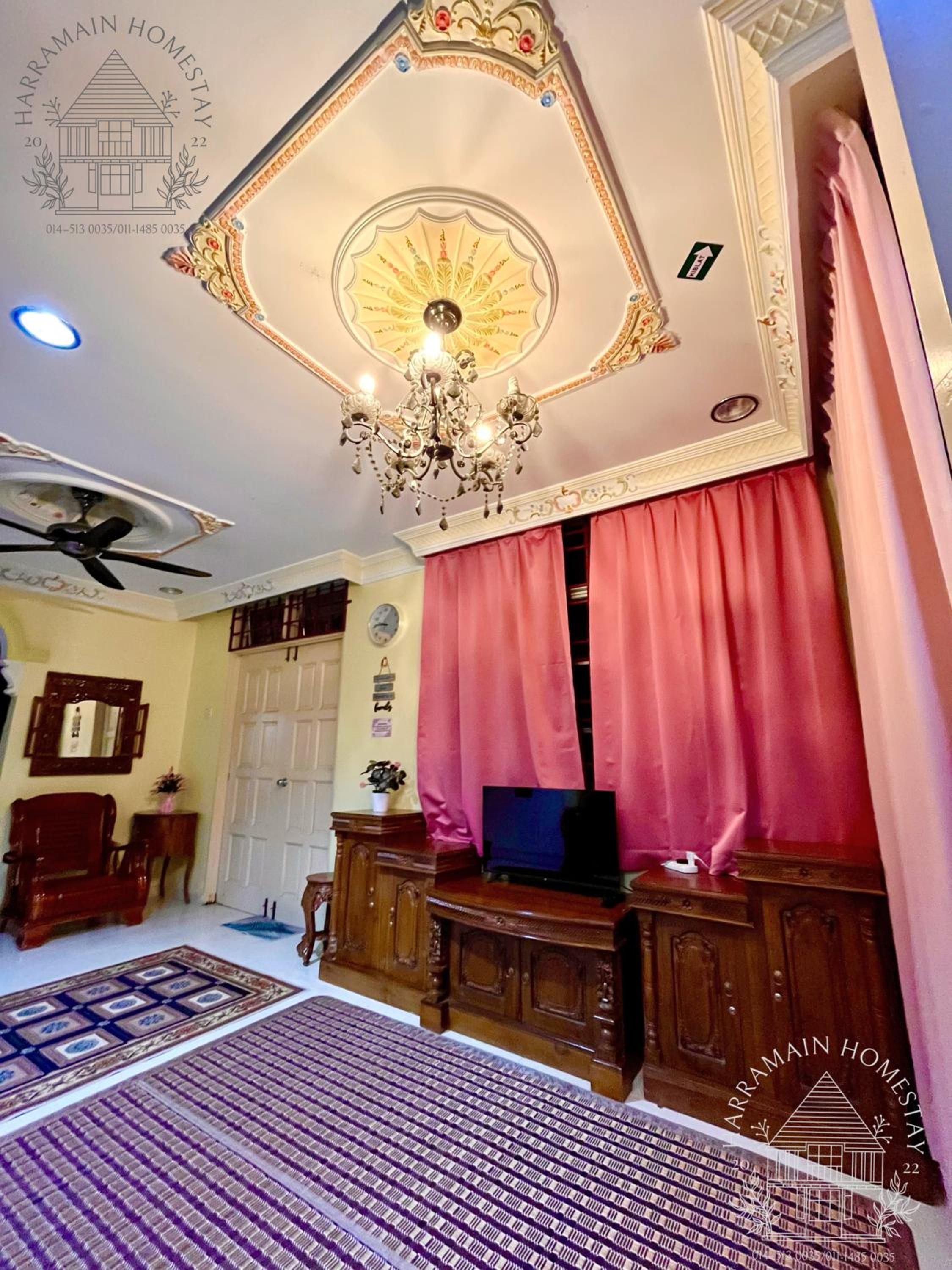 Four-Bedroom House photo 1