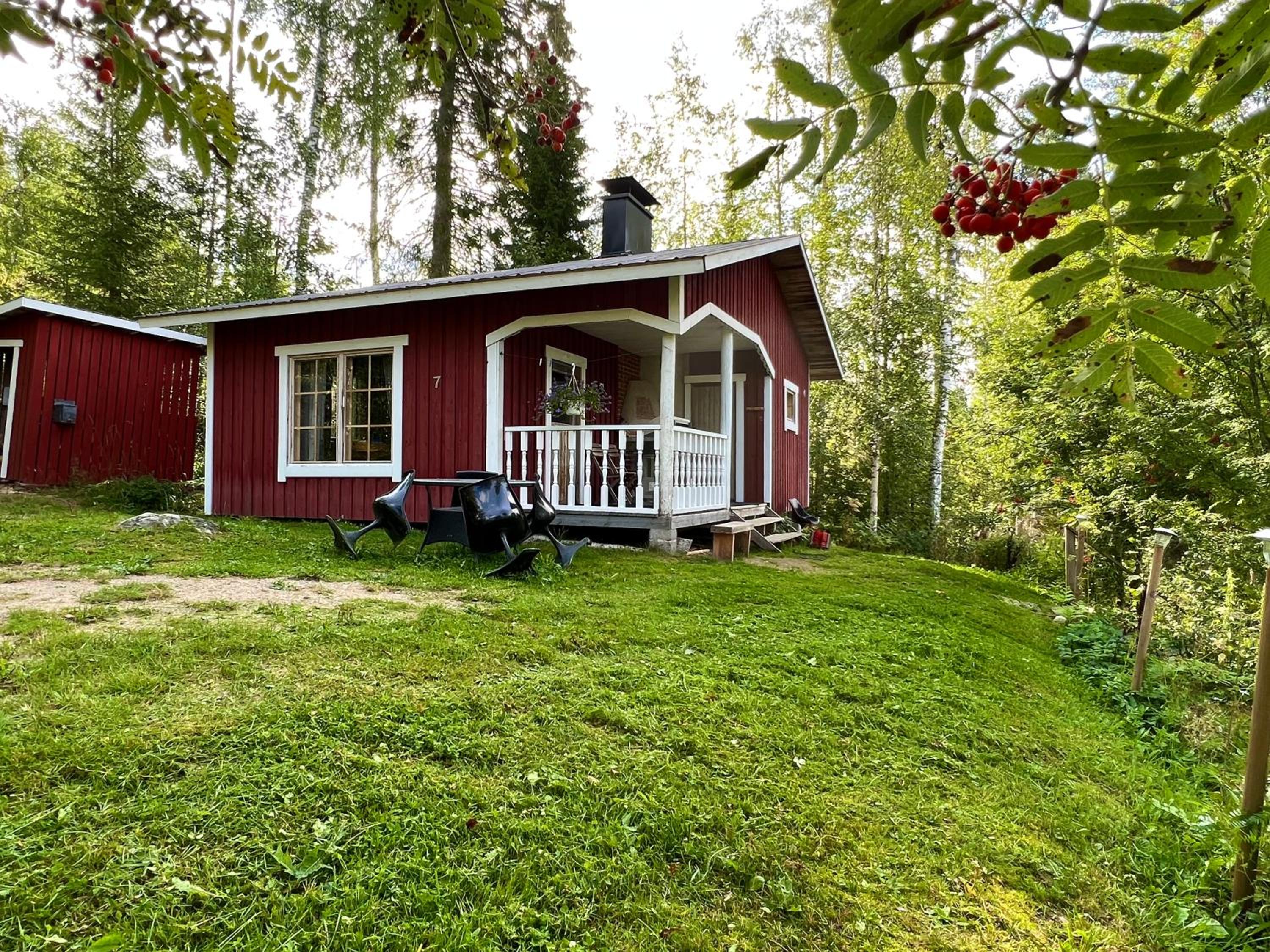 One-Bedroom Chalet (no electricity) photo 3