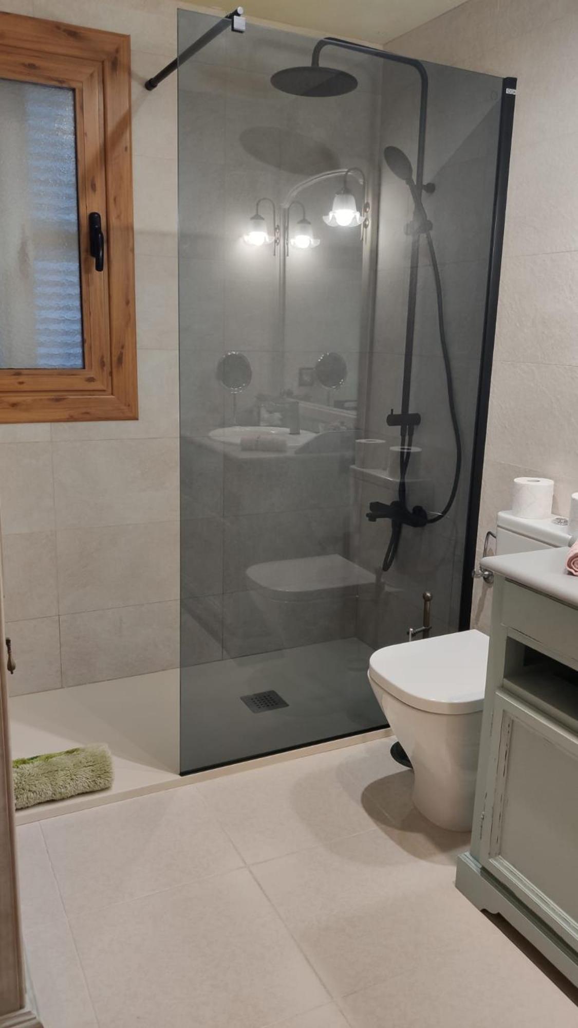 Double Room with Private Bathroom photo 2