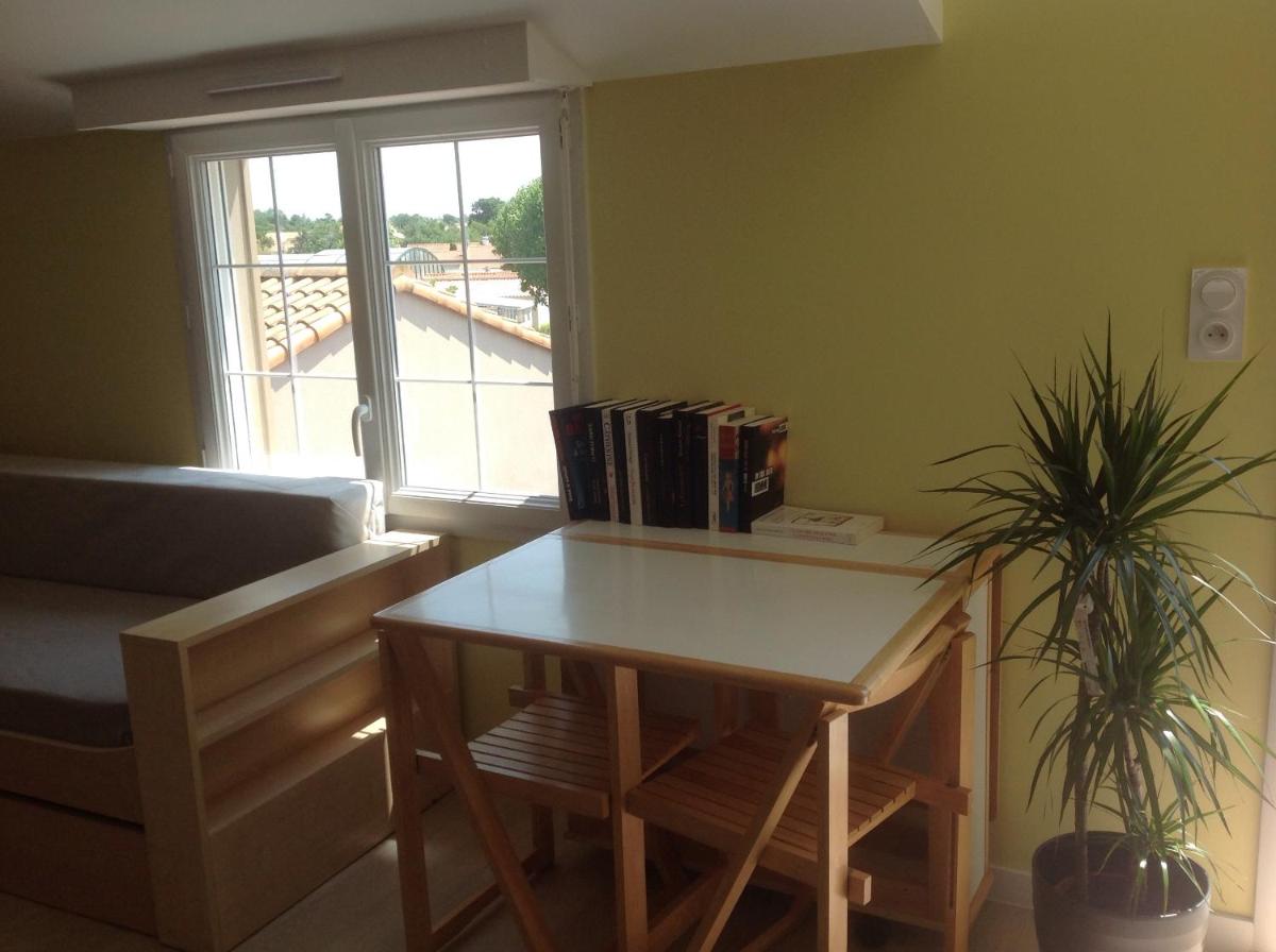 Apartment - Photo 4