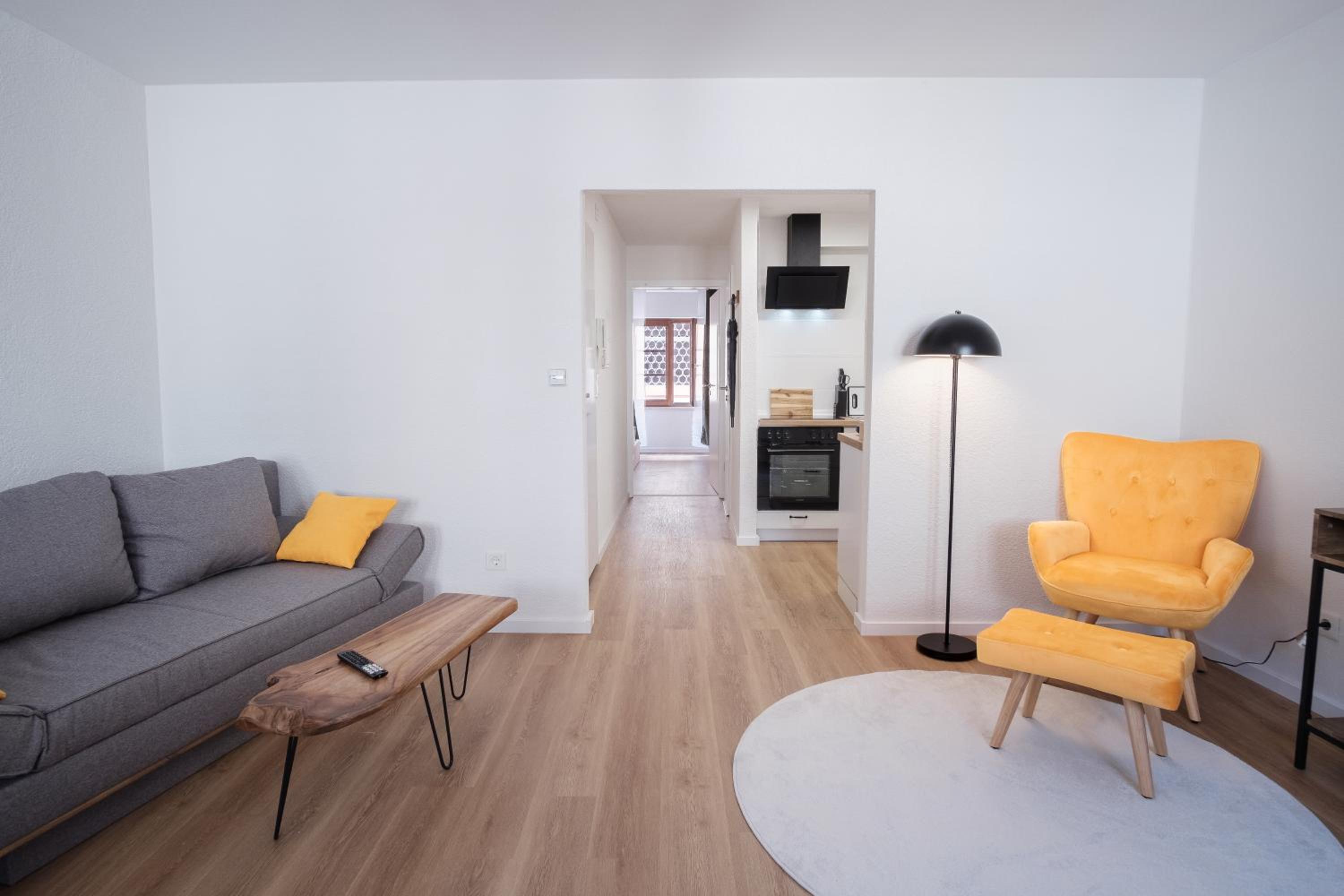 One-Bedroom Apartment photo 2