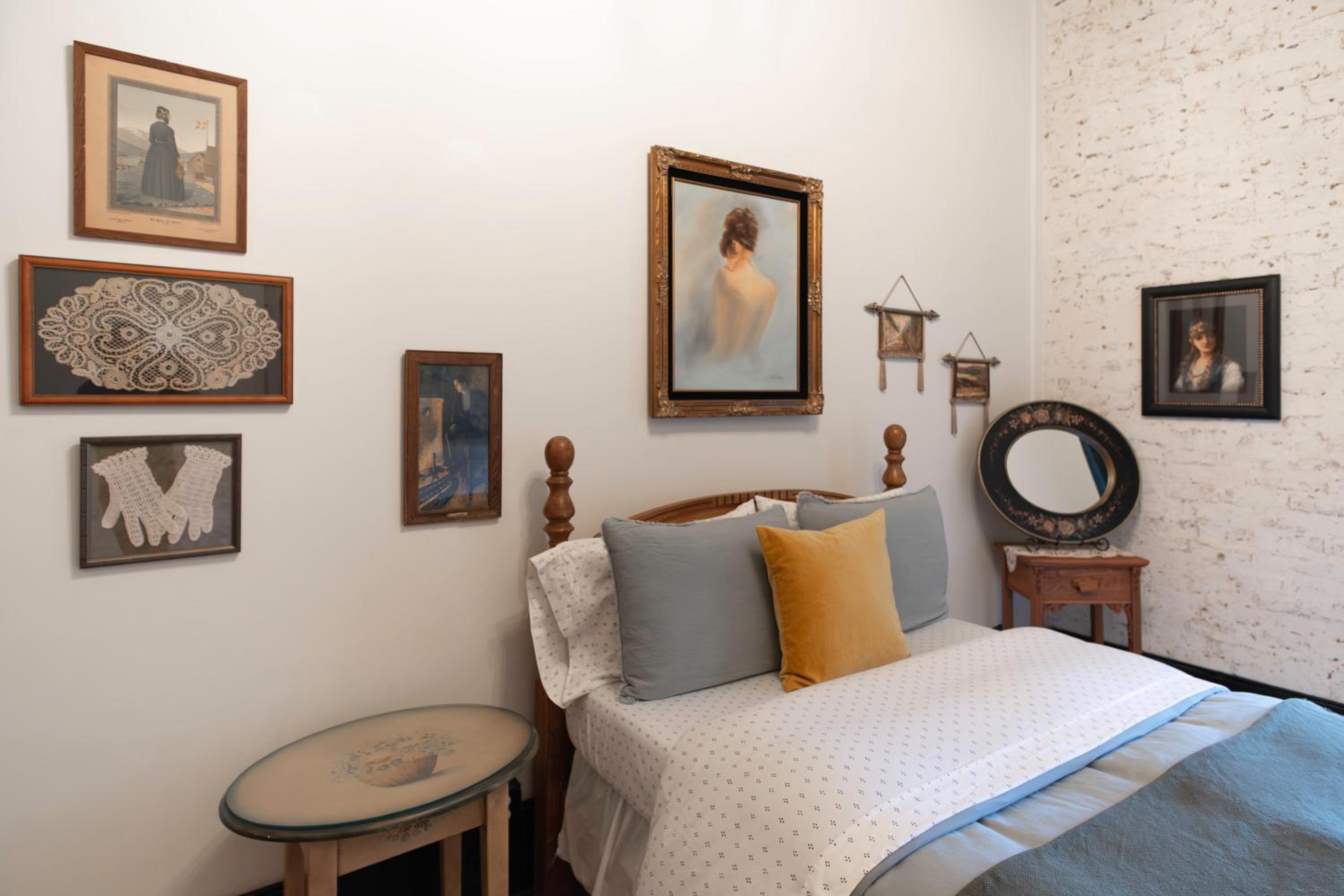 Double Room - Photo 8