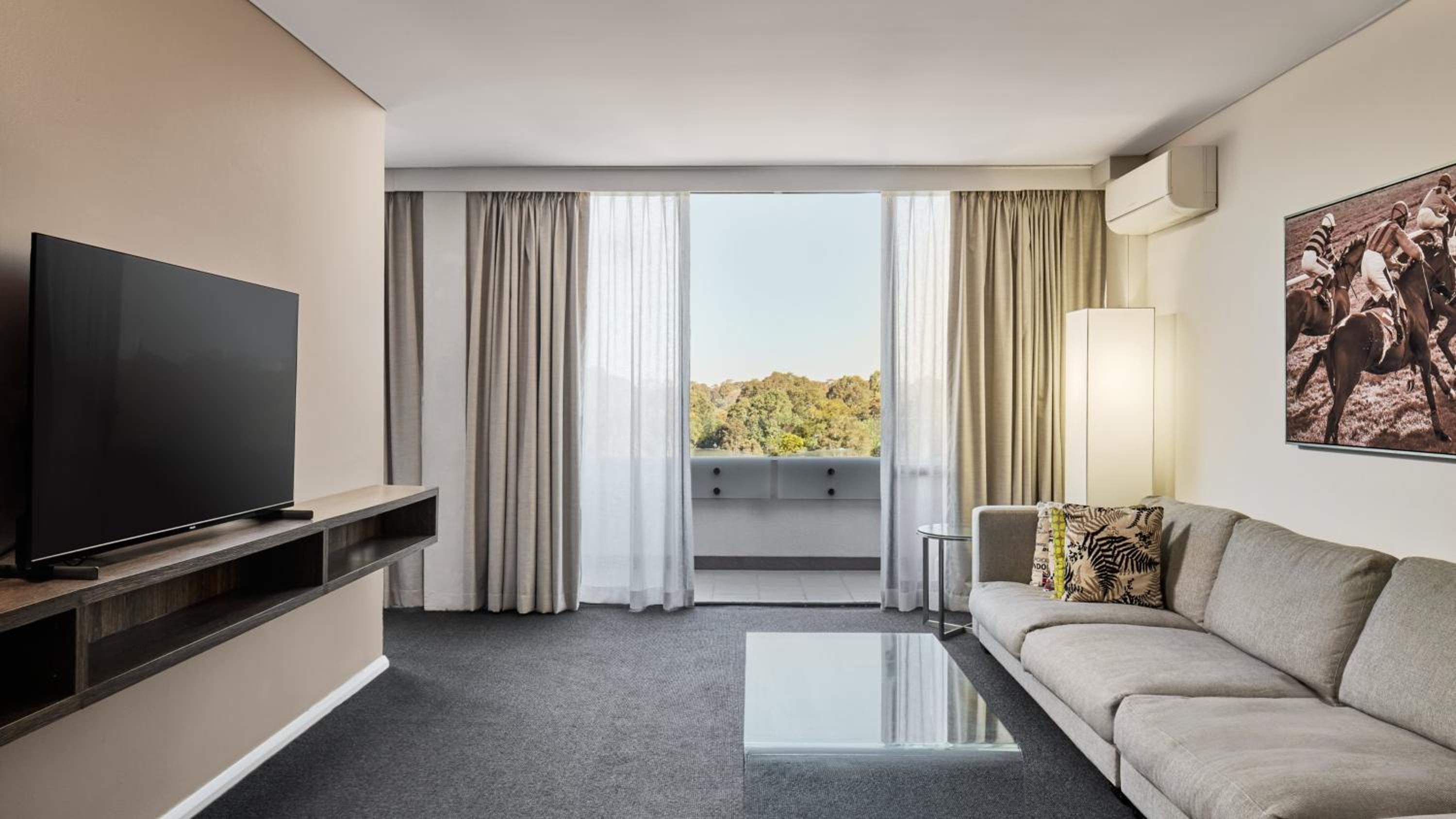 King Suite With Spa photo 3