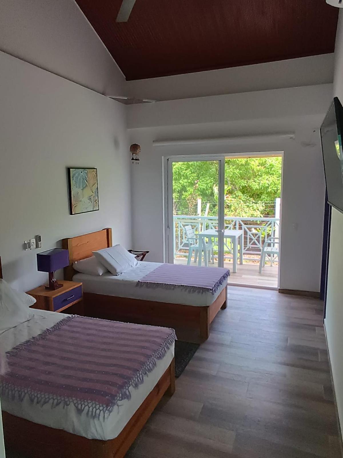 Twin Room with Balcony photo 1