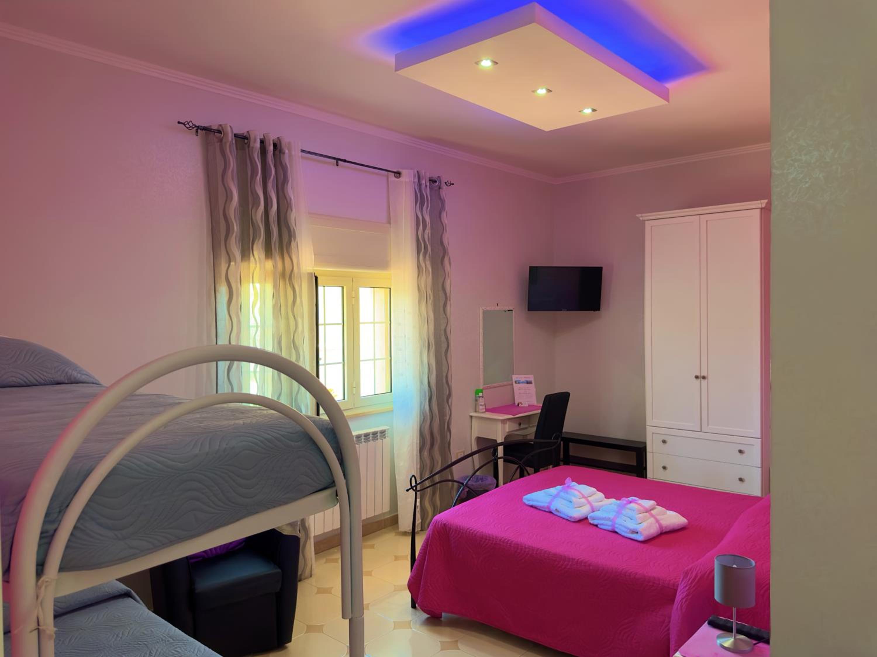 Comfort Quadruple Room - Photo 6