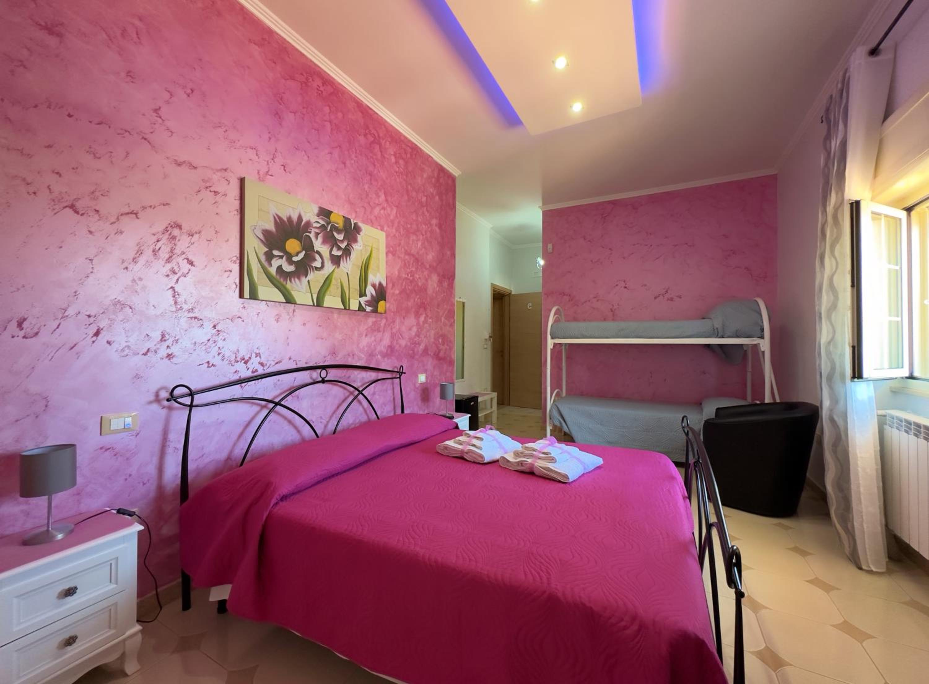 Comfort Quadruple Room - Photo 1