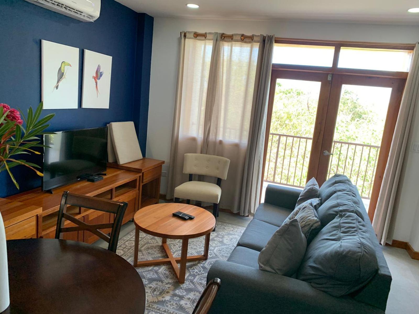 Deluxe Plus Suite