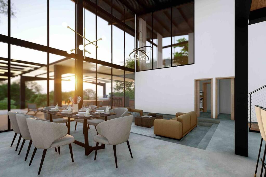 Three-Bedroom Villa photo 2
