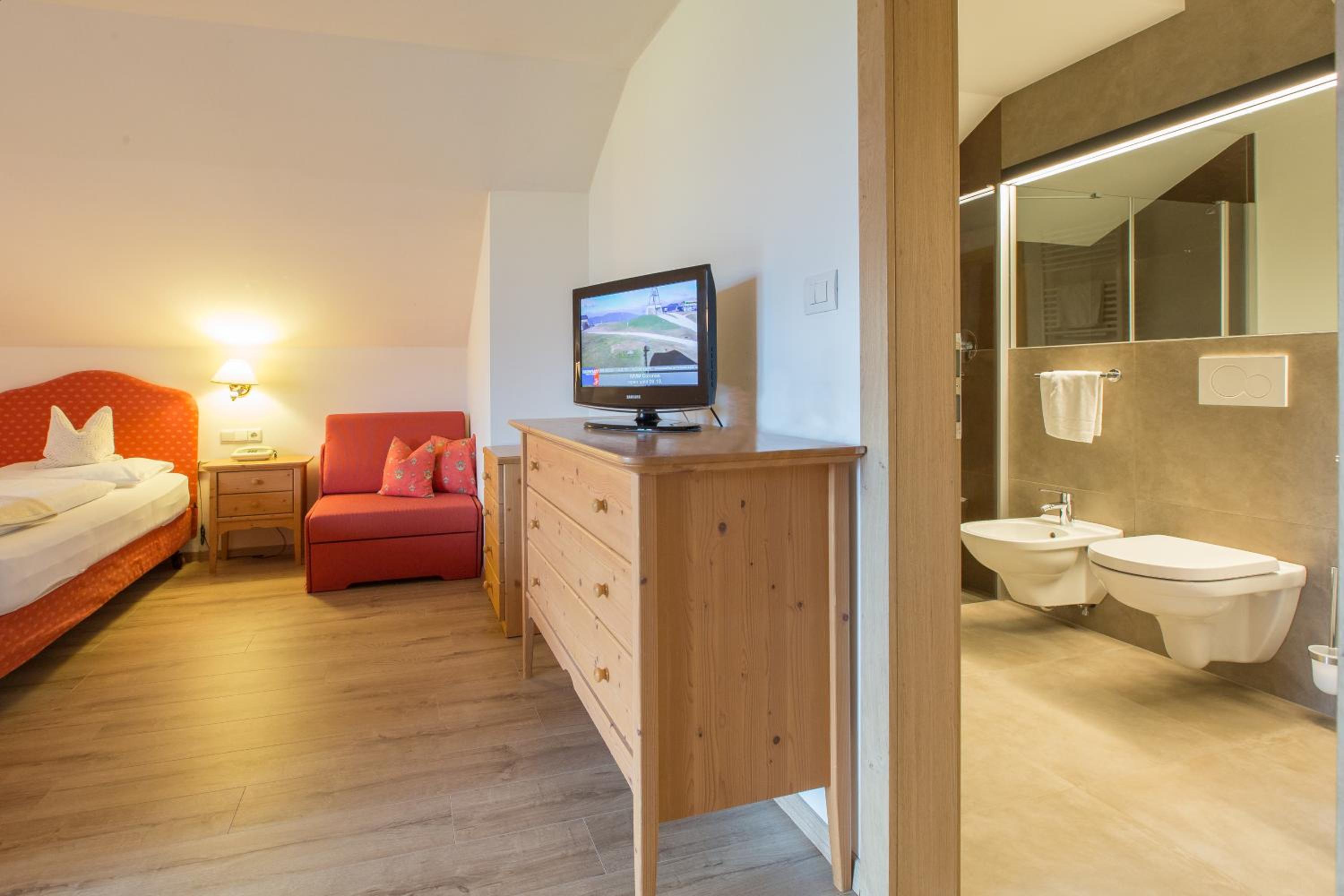 Superior Triple Room - Photo 4