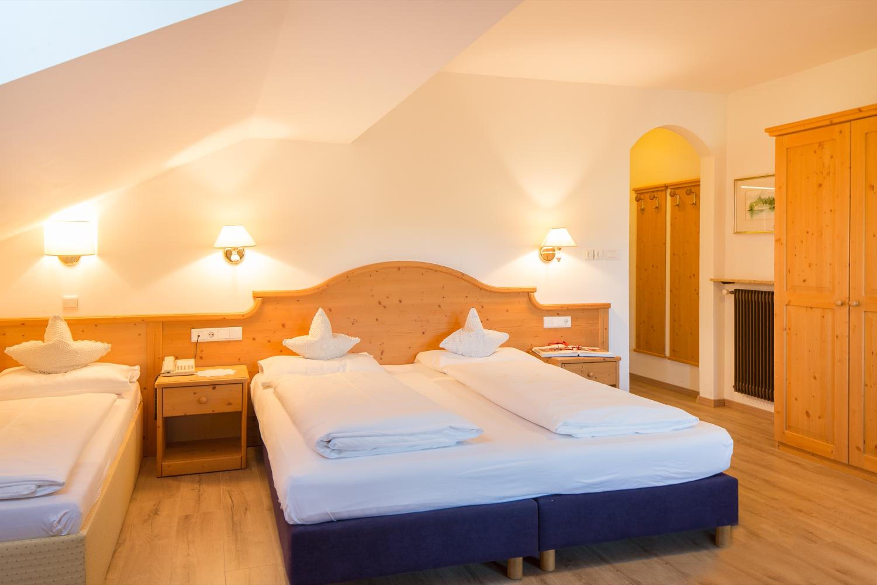 Superior Triple Room - Photo 3
