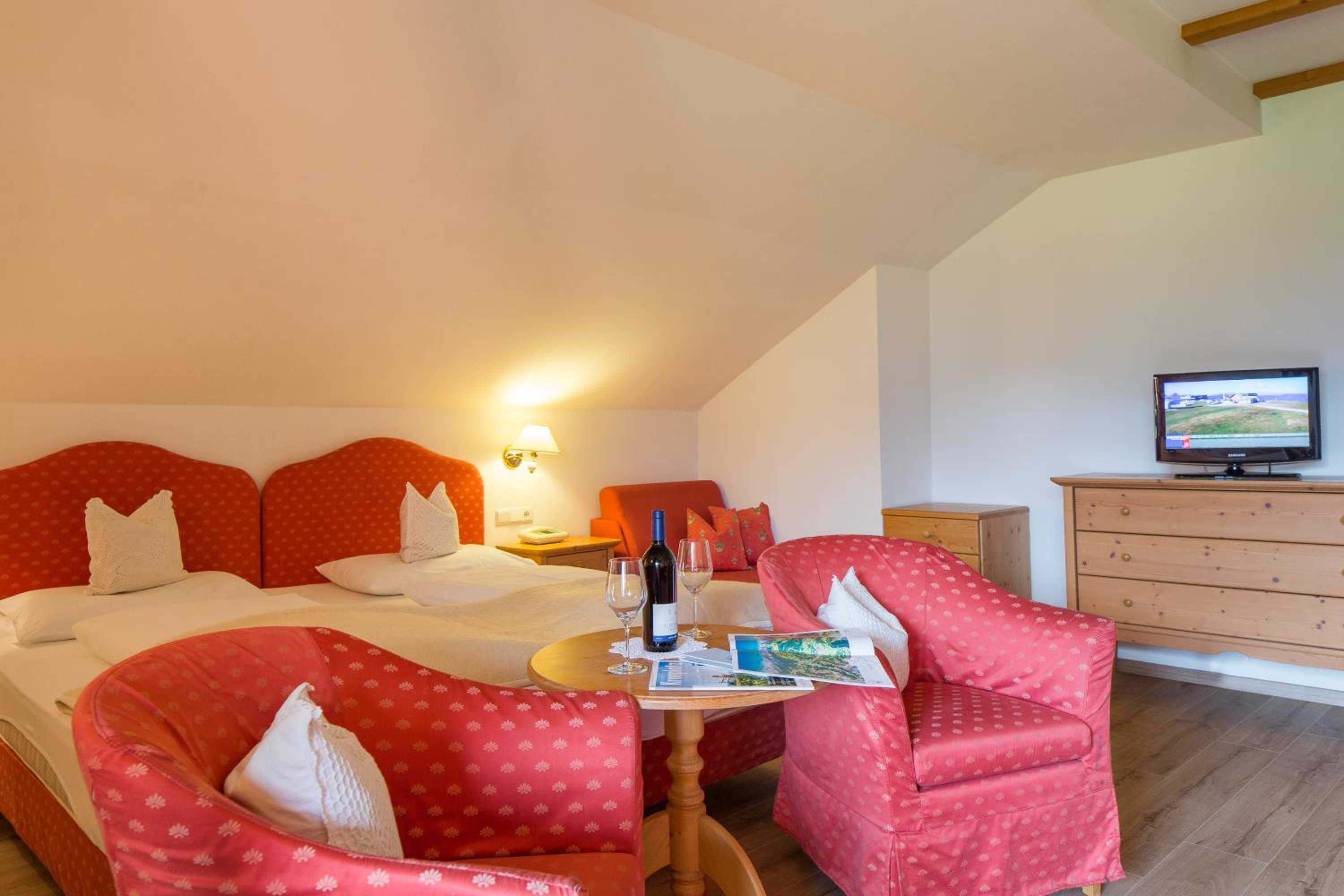 Superior Triple Room - Photo 1