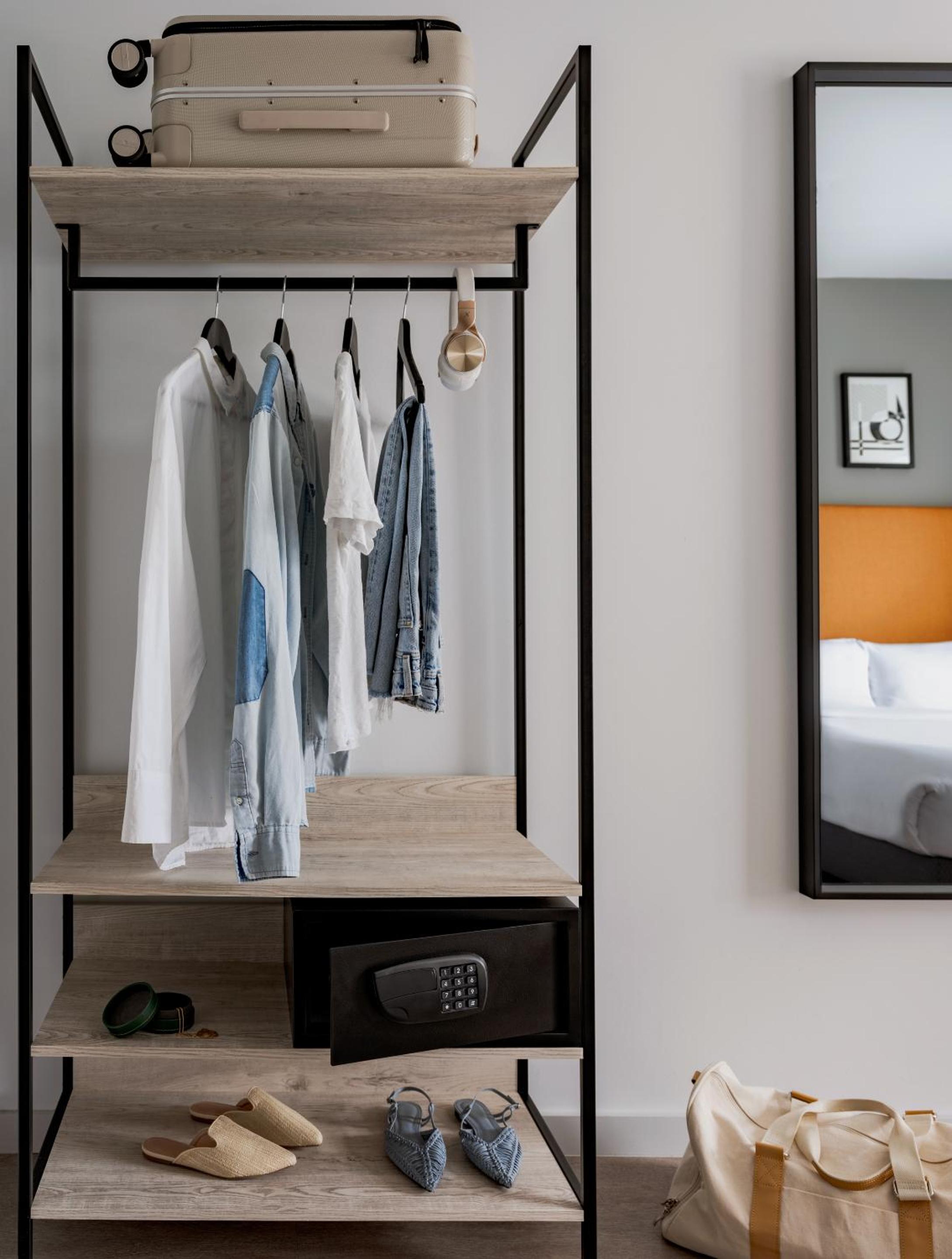 Compact Room Single photo 2