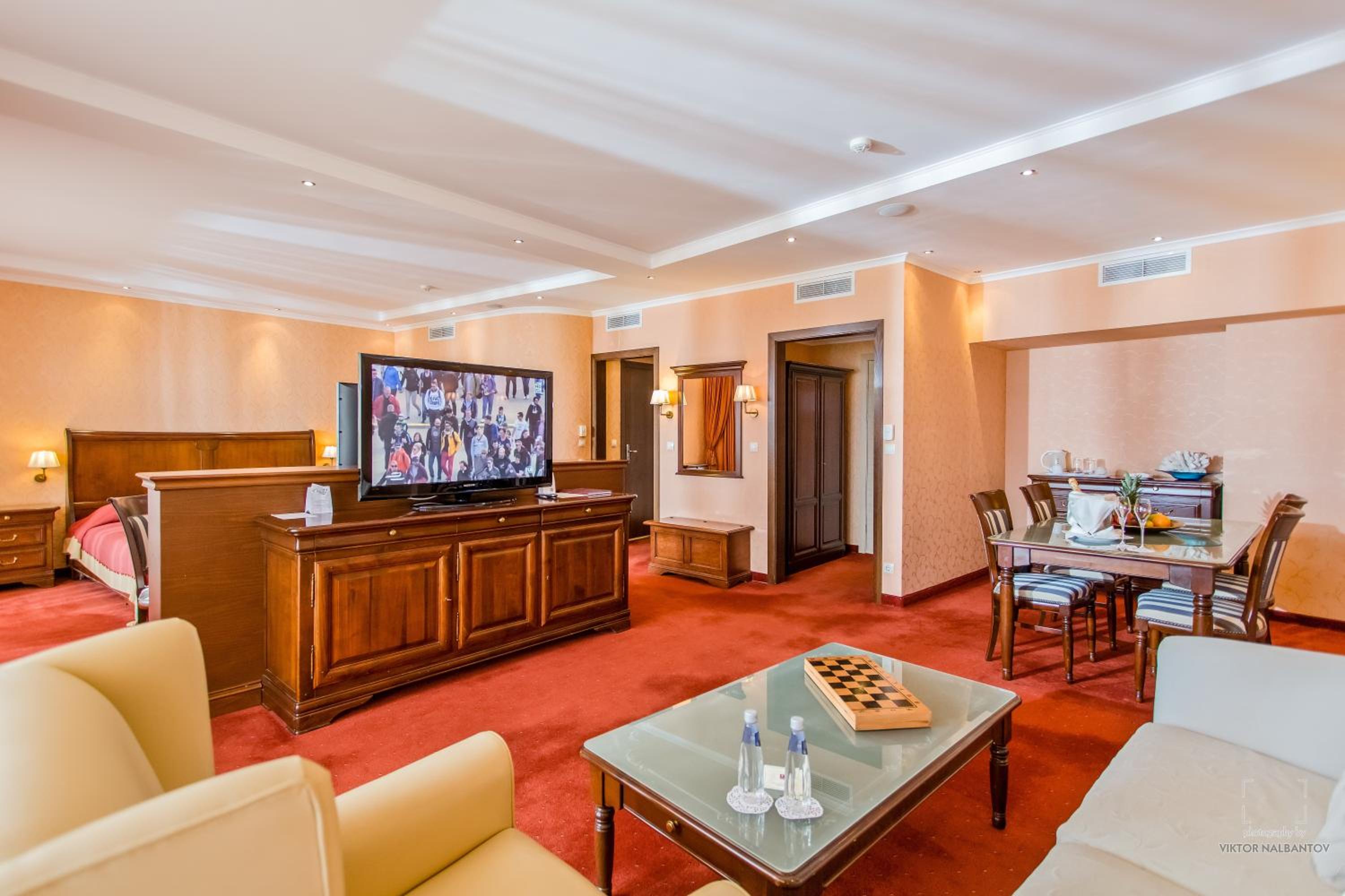 Junior Suite with Balcony and Sea View photo 1